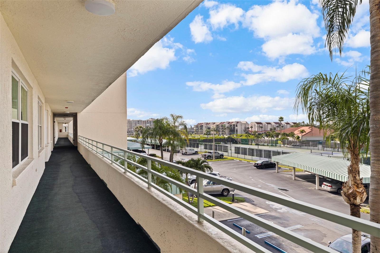 HARBOURSIDE CONDO - Residential