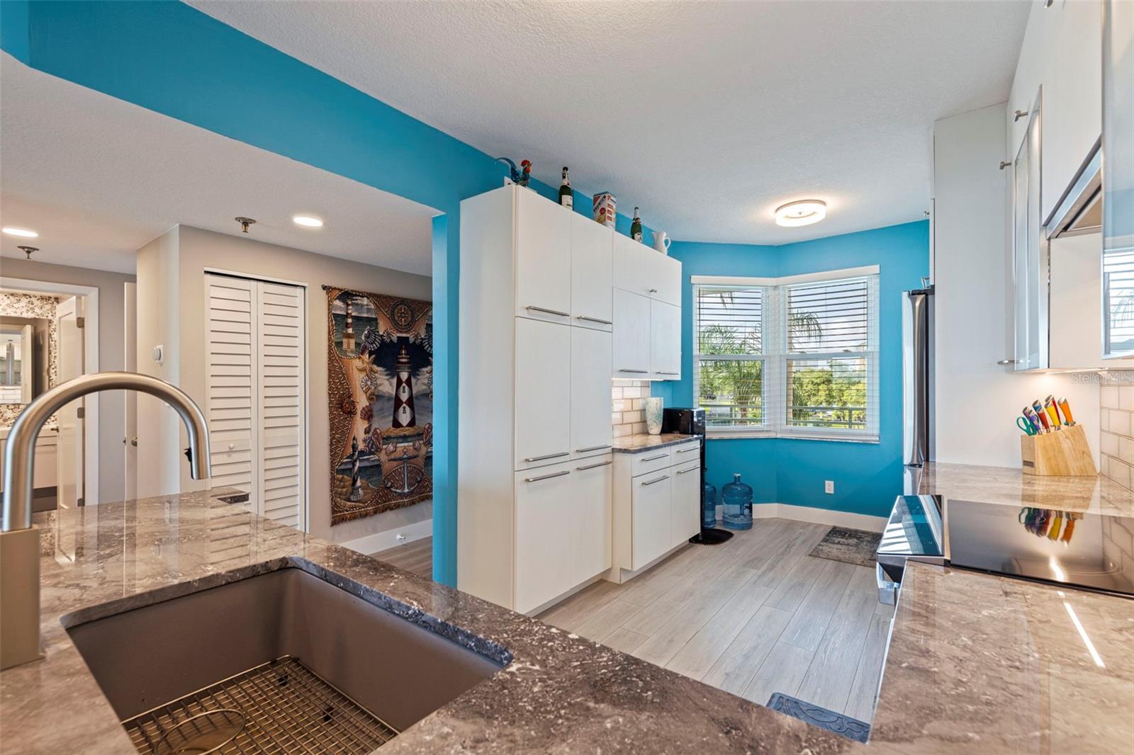 HARBOURSIDE CONDO - Residential