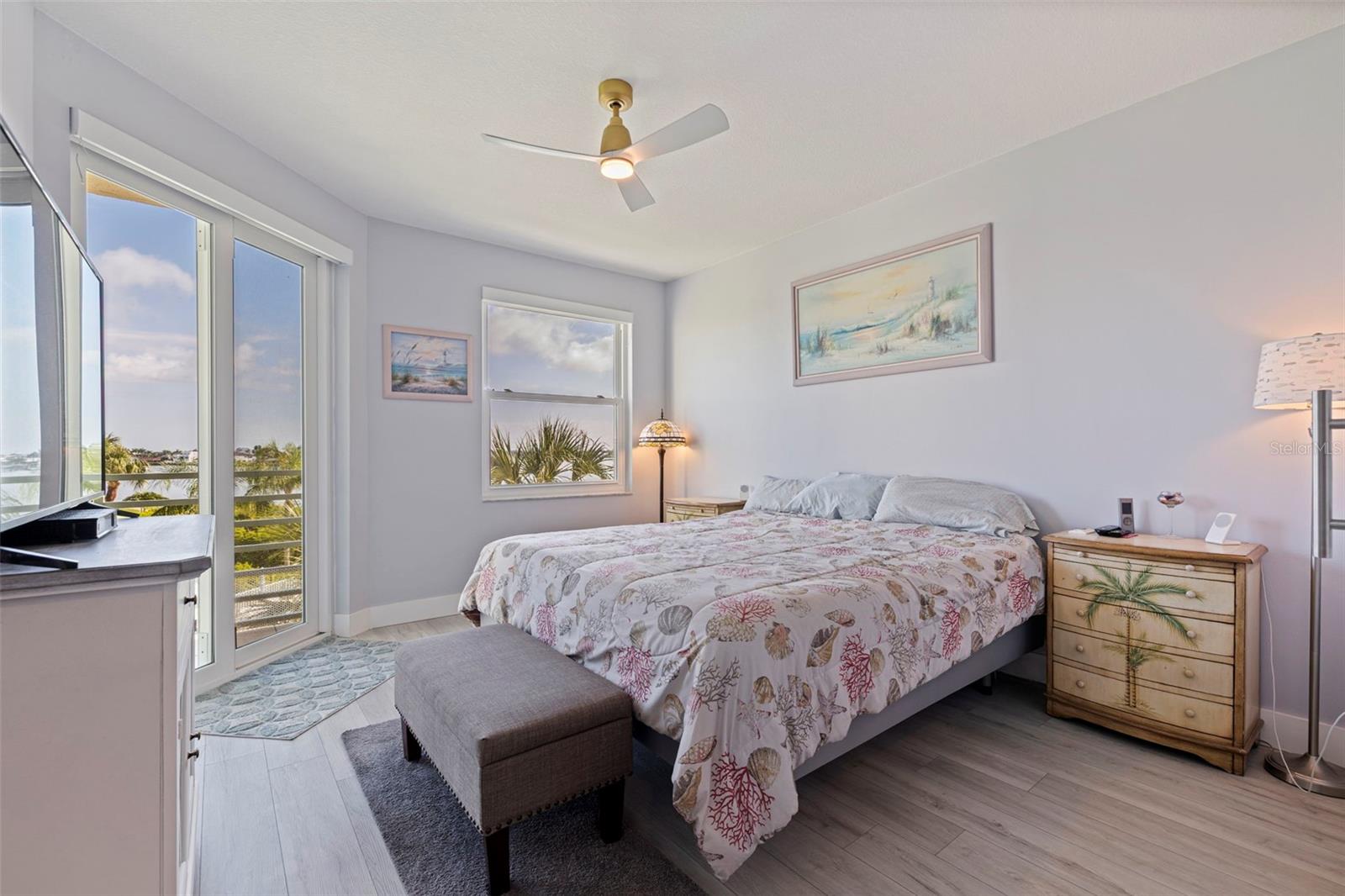 HARBOURSIDE CONDO - Residential