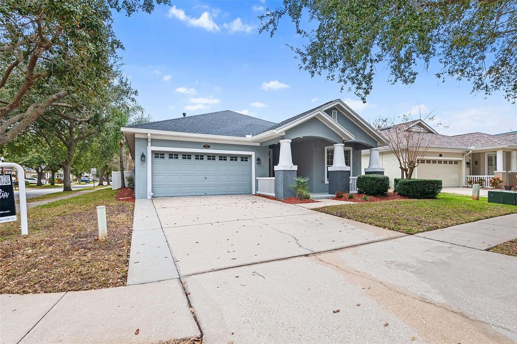 Photo of 18037 Lake Reflections Boulevard, Lutz, FL 33558 (MLS # O6328182)