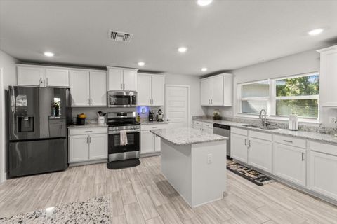 Tiny photo for 5412 N Mallows Circle, Beverly Hills, FL 34465 (MLS # OM705573)