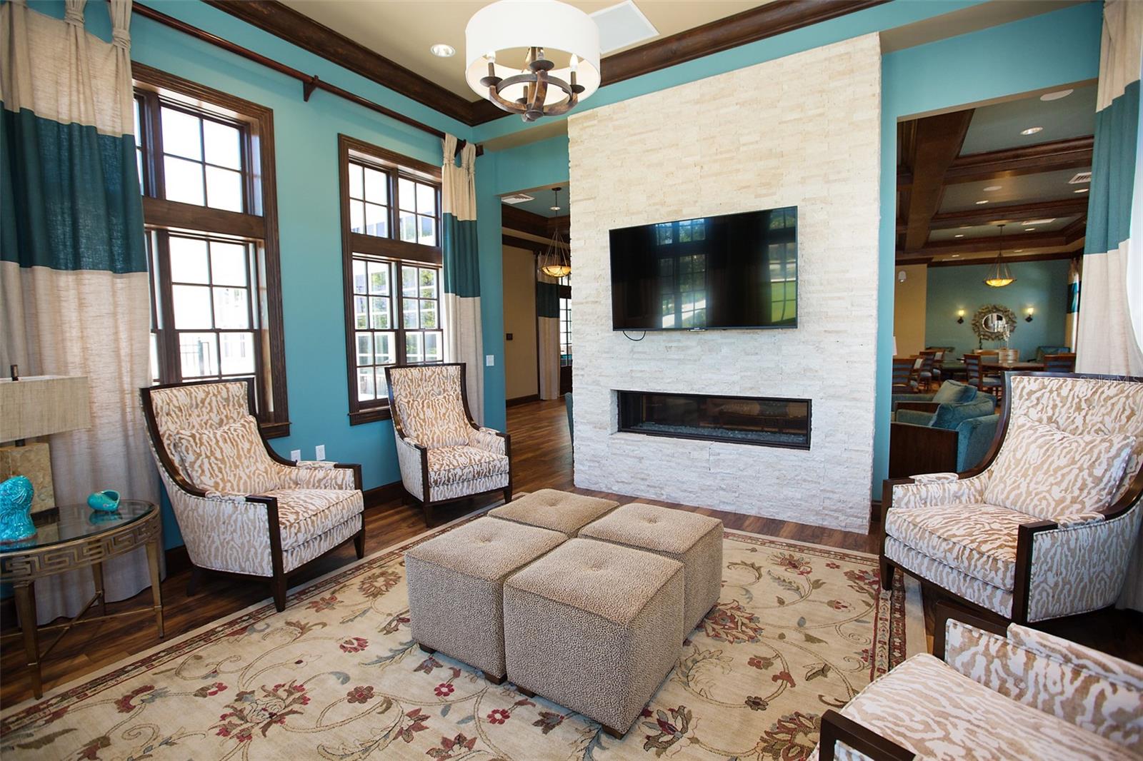 OAKMONT - Residential