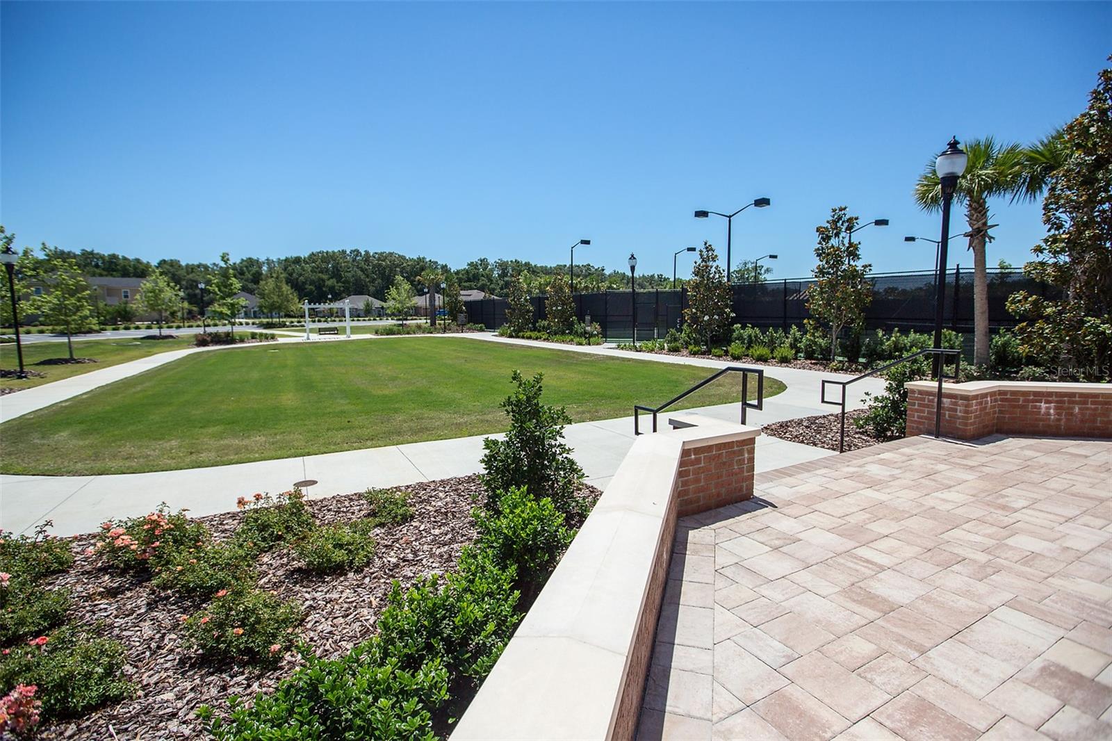 OAKMONT - Residential