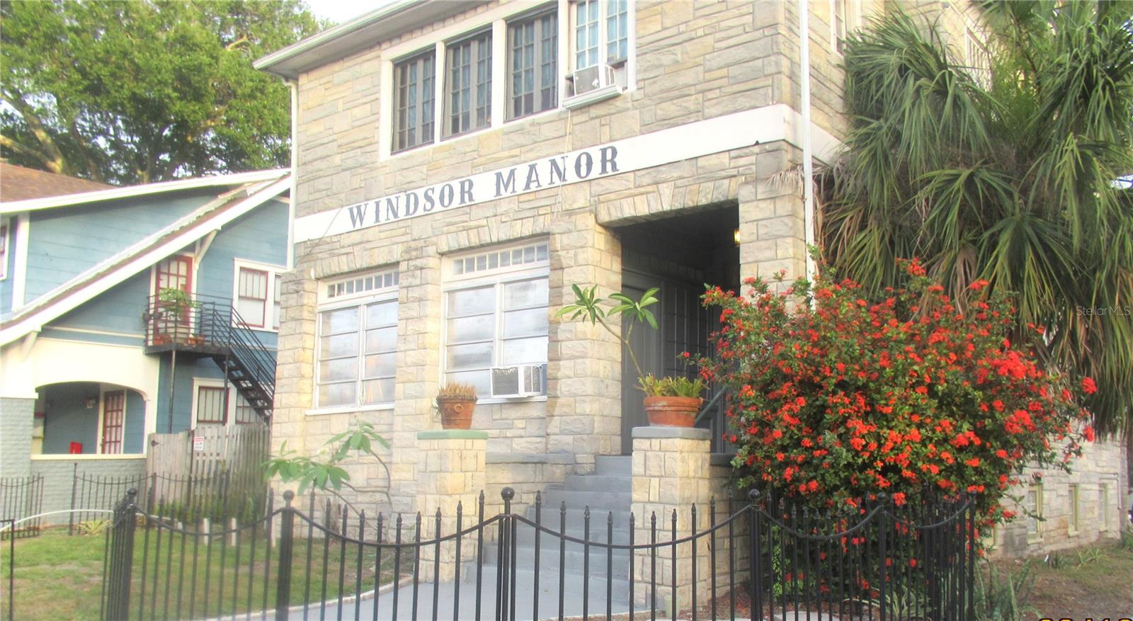 Move-in-ready rear unit with private entry, fenced backyard, and Plenty of natural light with all wood floors. Full kitchen with over-the-range microwave. Cozy combination living room/bedroom. Bathroom with a stand-up shower. Electric, water, trash, and landscaping included. One small pet allowed with breed and weight restrictions, a required non-refundable fee, and a monthly pet fee.
An approved background check is required for 18+ for 1 month's rent and 1 month's security to move in. Max occupancy 2
Move-in - Special: Get approved and lease by 11/10/25, get $150.00 off of the first month's rent
Experience the Urban Lifestyle in Downtown St Pete!
Cozy living quarters are available, and only $100.00 for all utilities included in rent, such as water, electricity, and garbage.
City Vibe Unleashed:
Walk to public parks, museums, theaters, restaurants, the new Pier, and more.
It's the ultimate city adventure for energetic souls!
Urban Lifestyle, Simplified:
Less space, less hassle. Enjoy more time and savings, and make the most of life's best moments.
Have fun renting bikes, scooters, jet skis, and boats
Ready for the thrill? Your cozy retreat awaits. Contact us now!