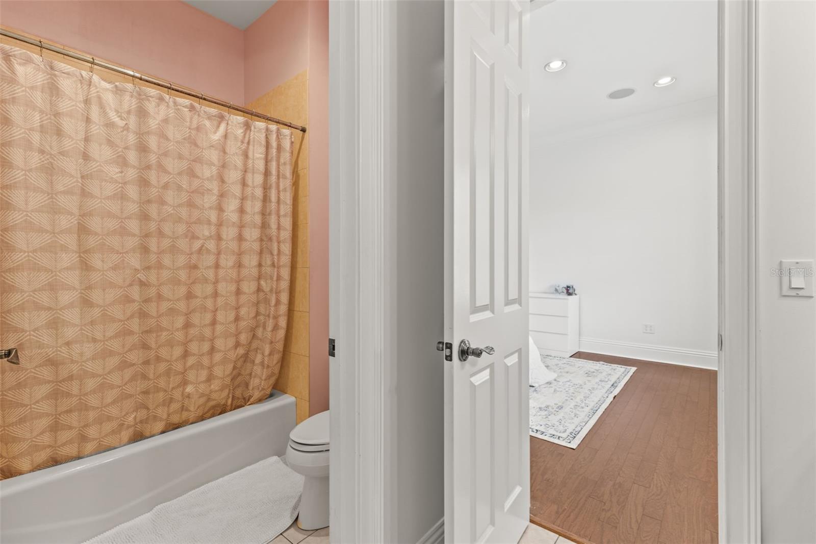 LADERA - Residential