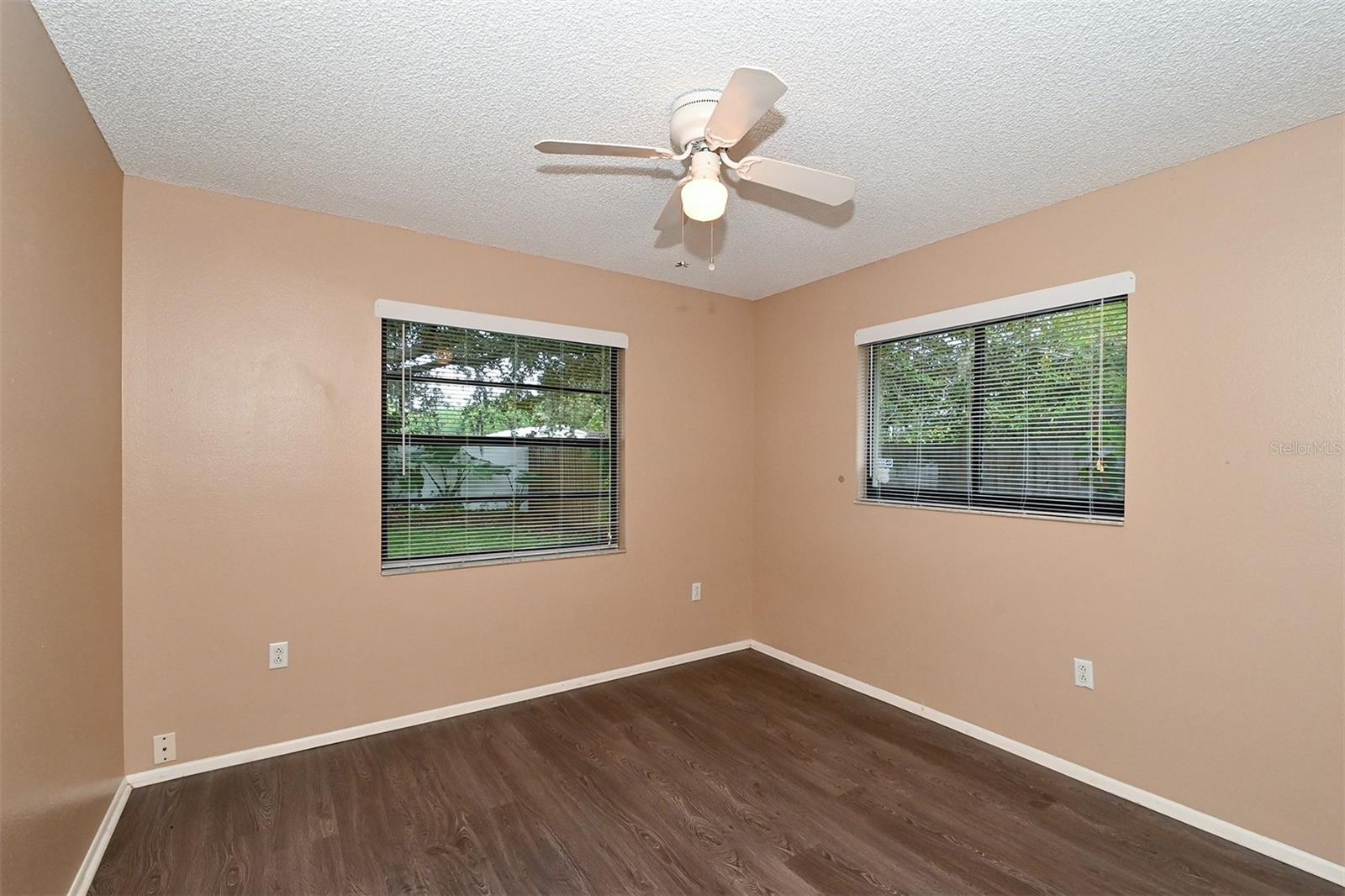 STONE CREEK - Residential