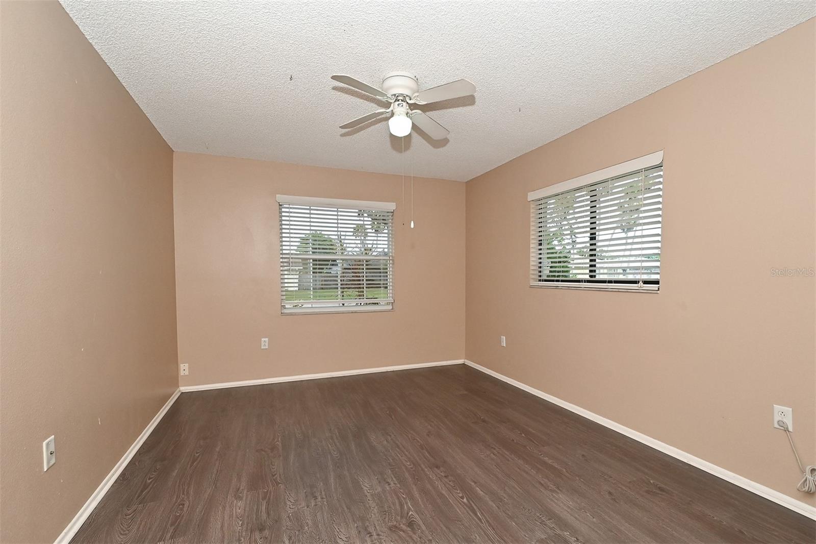 STONE CREEK - Residential