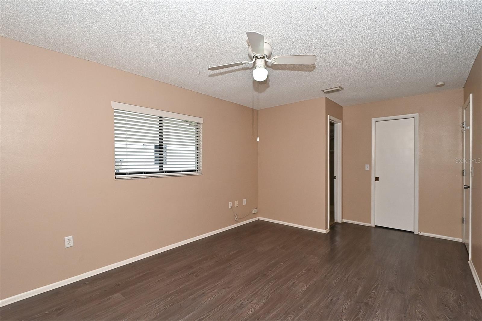 STONE CREEK - Residential