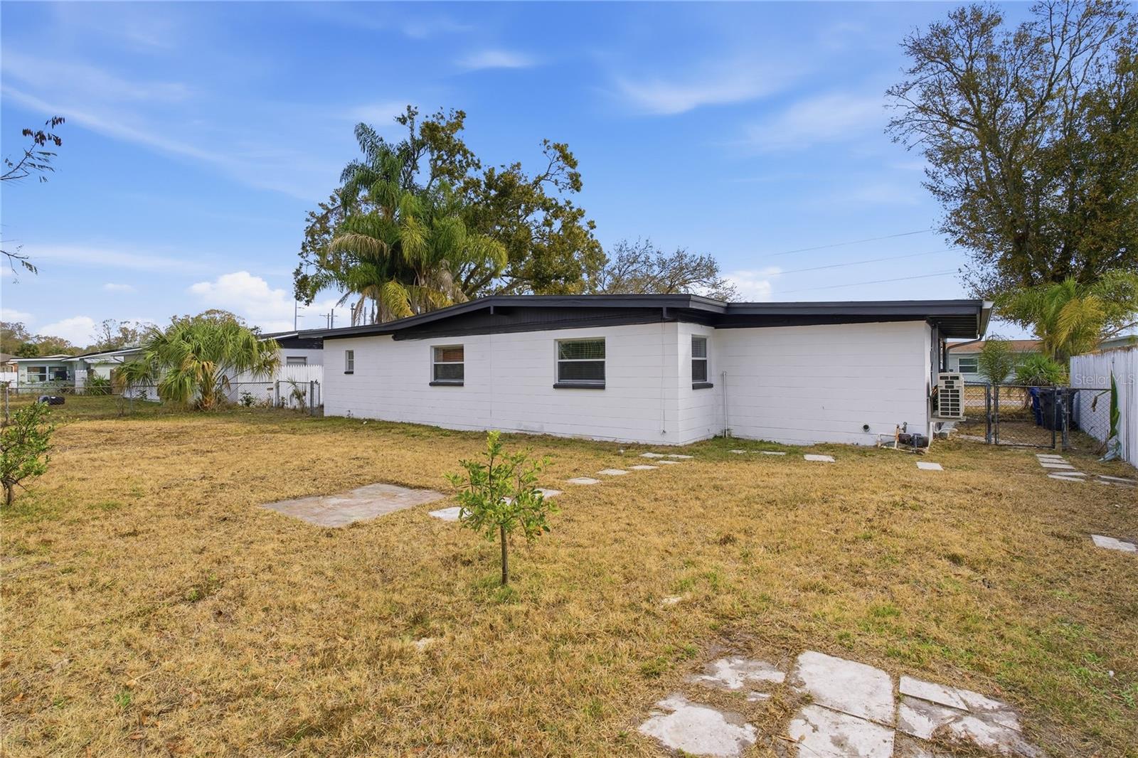 OLDSMAR COUNTRY CLUB ESTATES SEC 3 - Residential