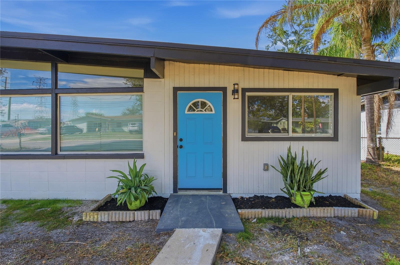 316 COUNTRY CLUB DRIVE