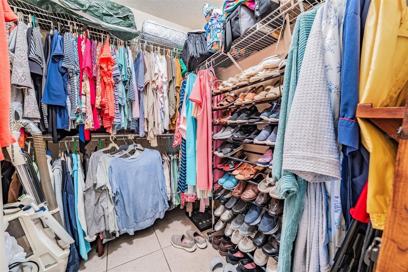 HIGHLAND LAKES - Residential