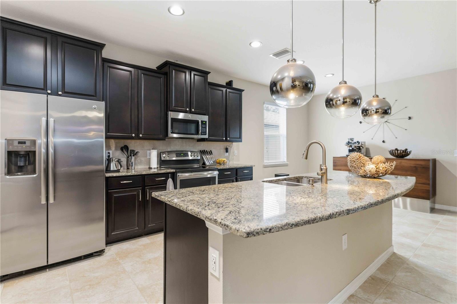 DEL TIERRA PH I - Residential