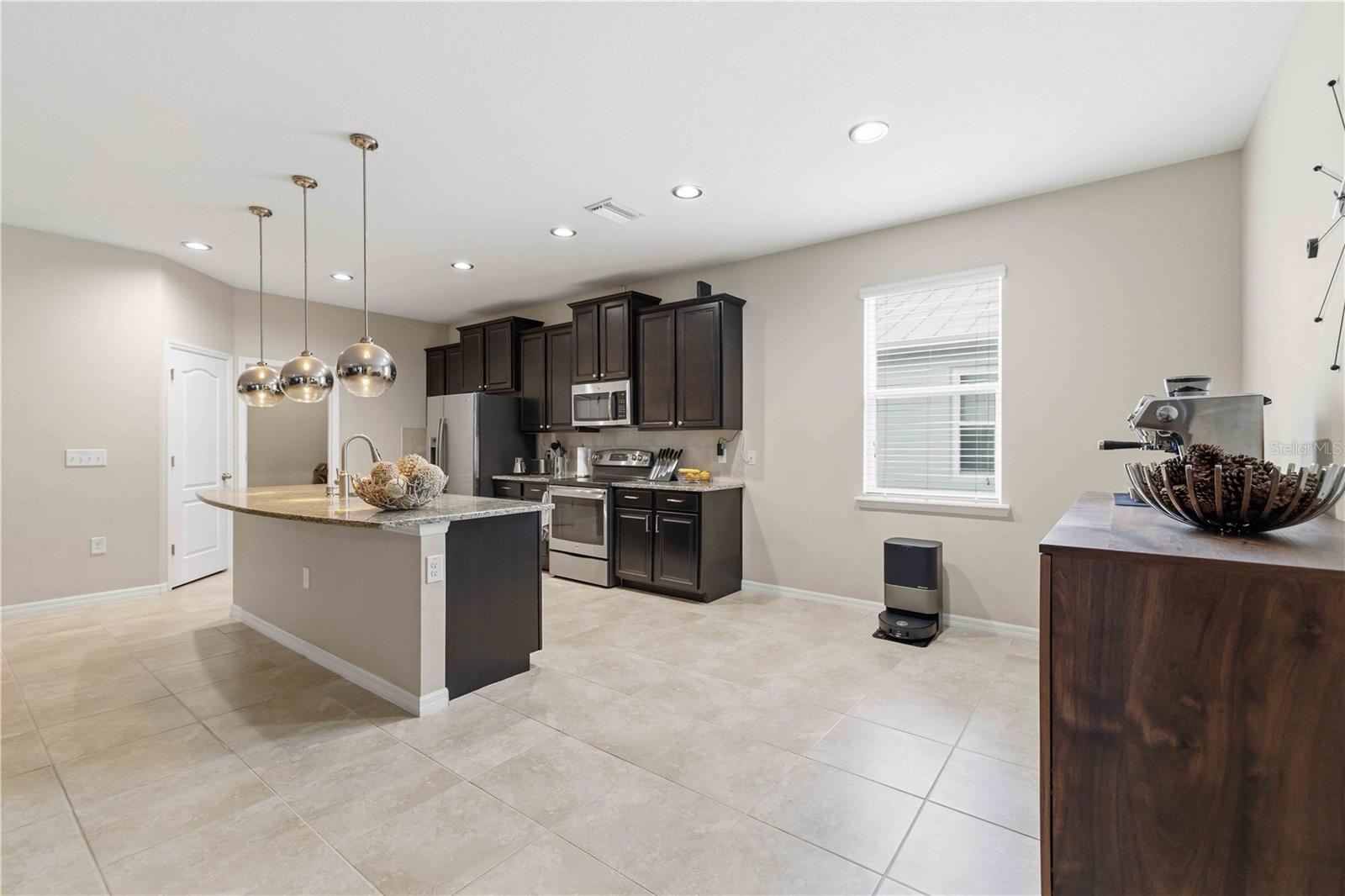 DEL TIERRA PH I - Residential