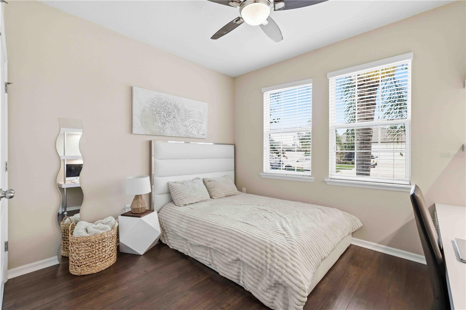 DEL TIERRA PH I - Residential