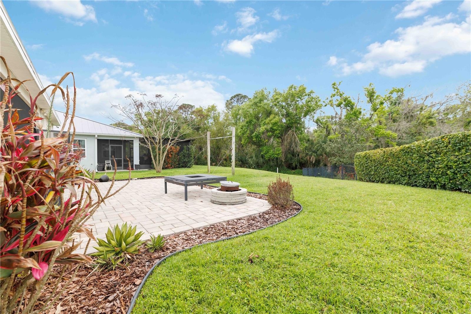 DEL TIERRA PH I - Residential