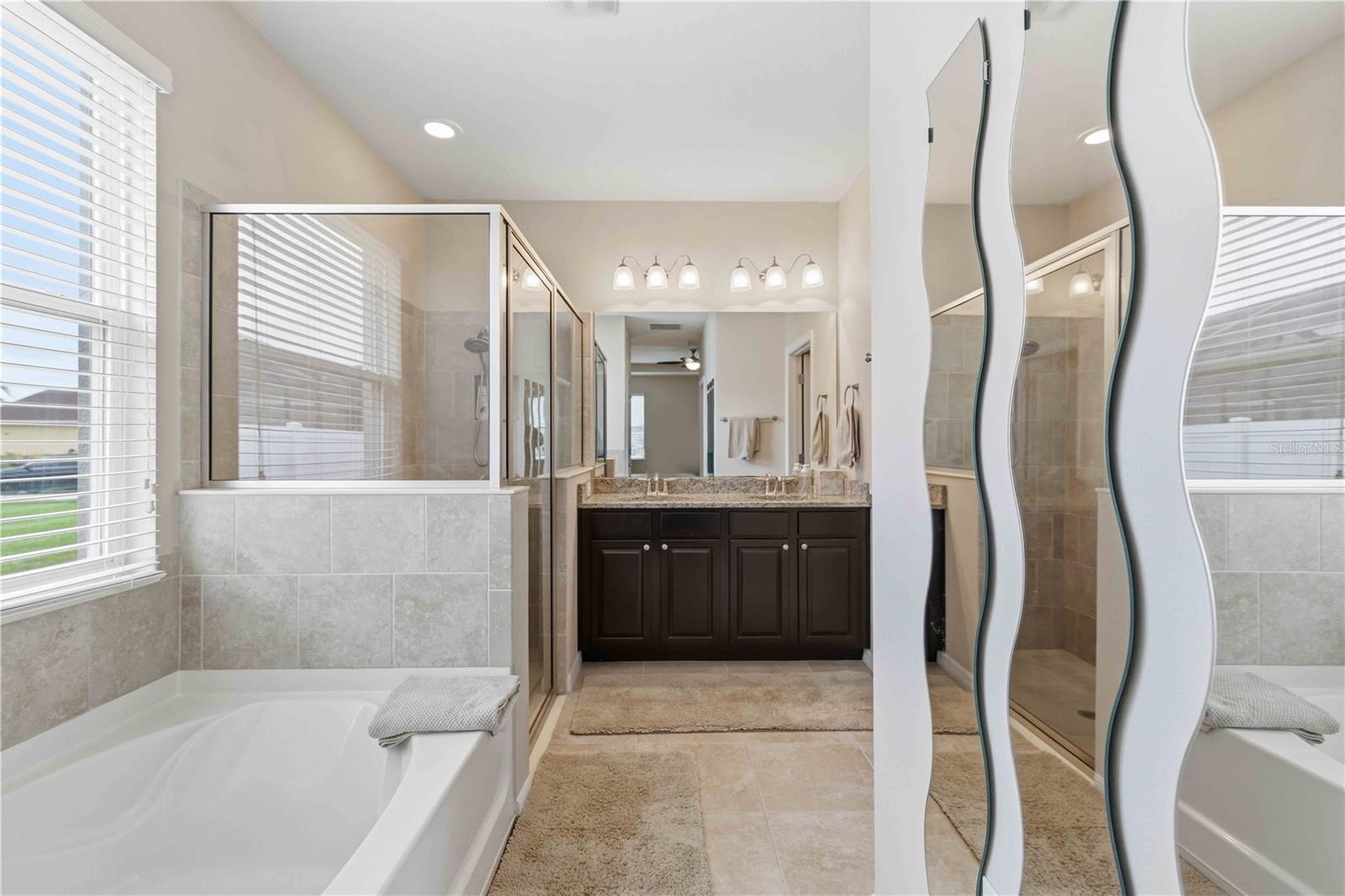 DEL TIERRA PH I - Residential