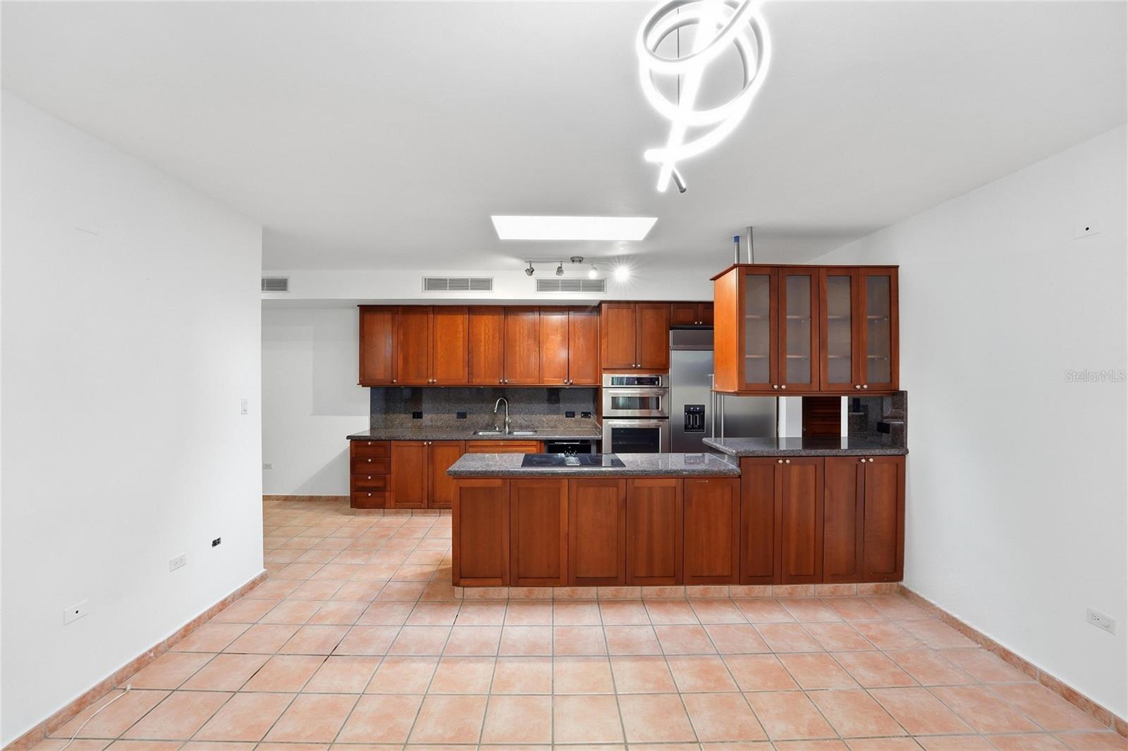 DORADO BEACH EAST - Residential