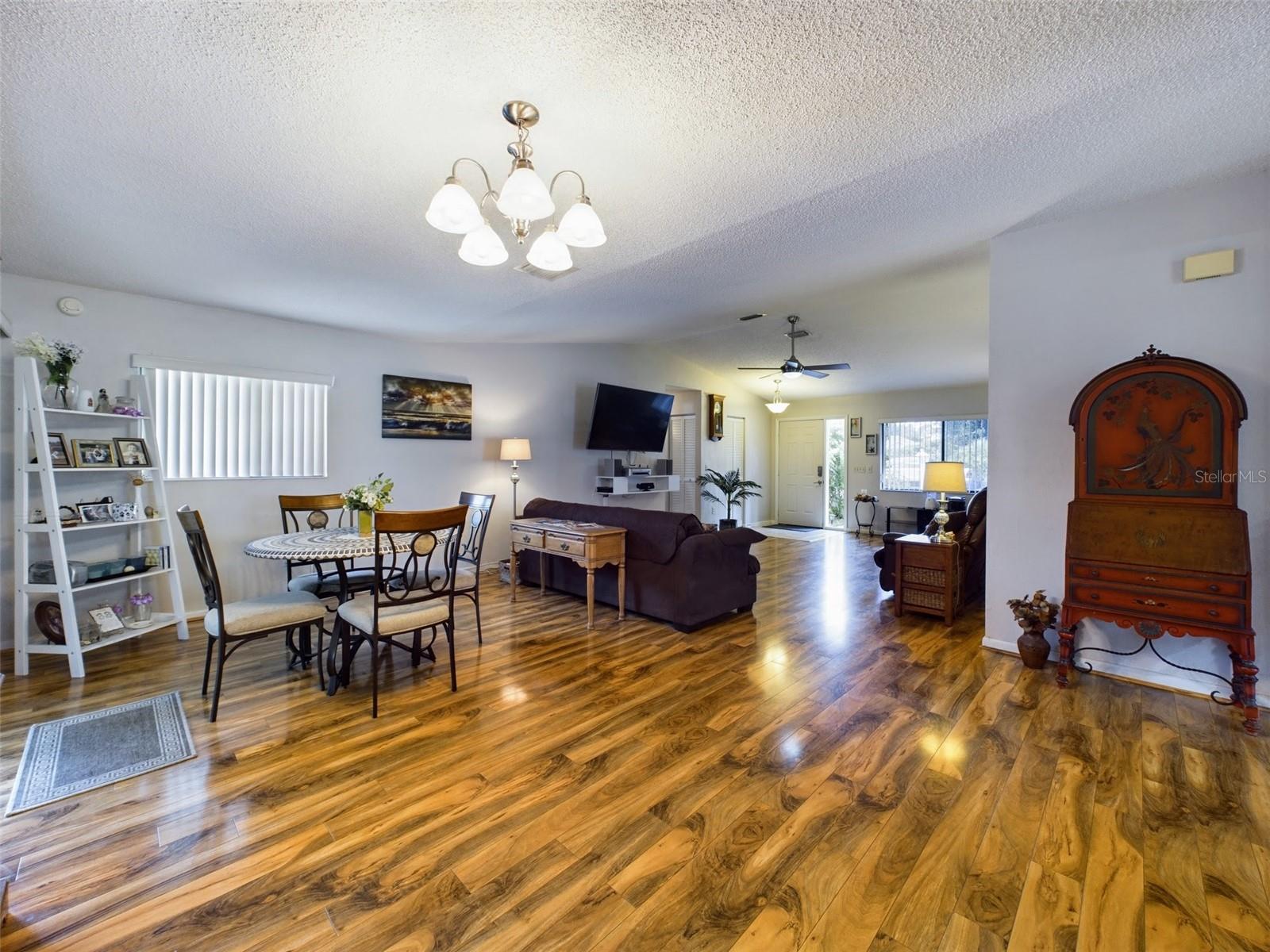 DEERWOOD REP BLK 20 PINE LAKES GOLF COURSE - Residential