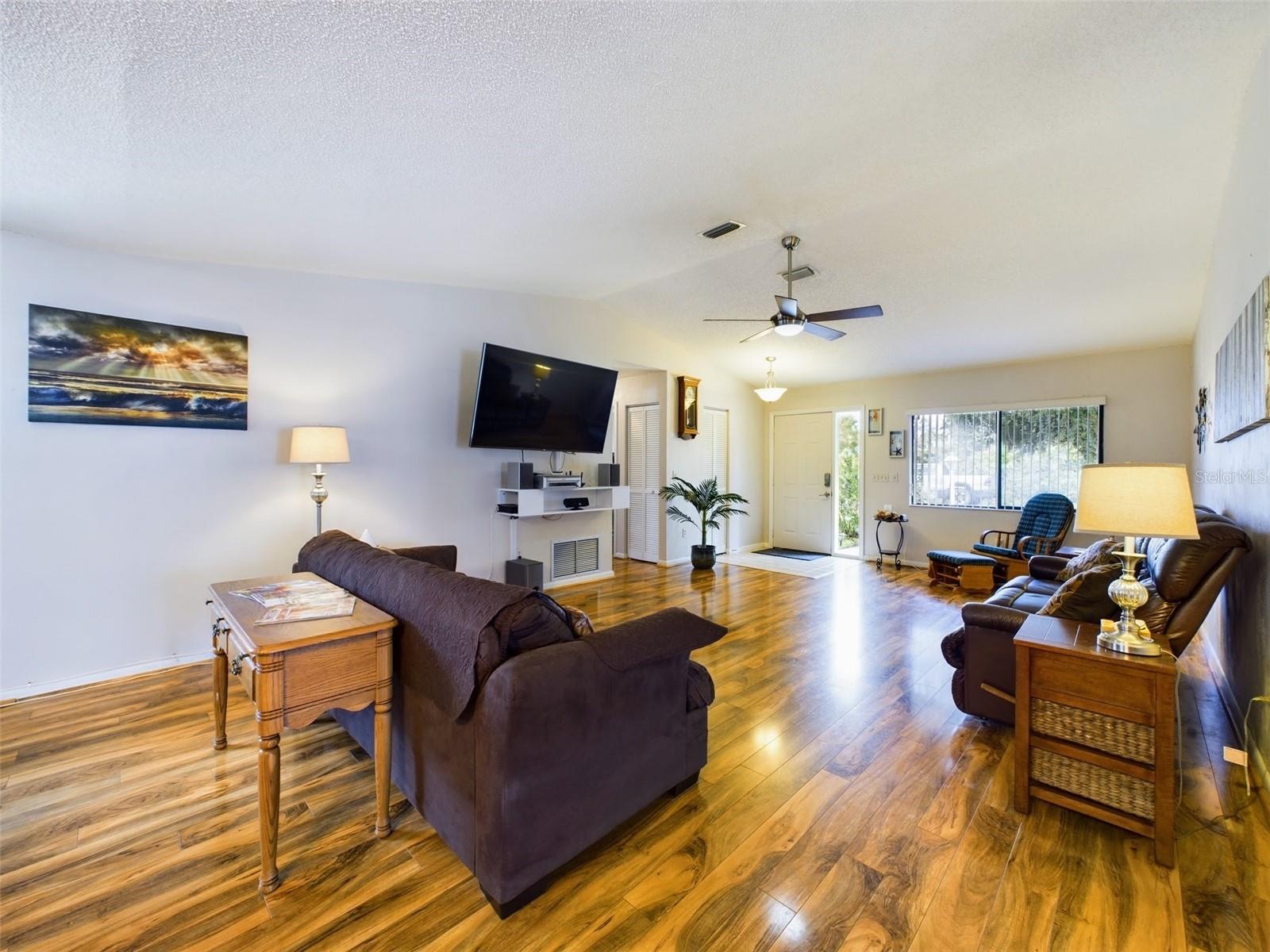 DEERWOOD REP BLK 20 PINE LAKES GOLF COURSE - Residential