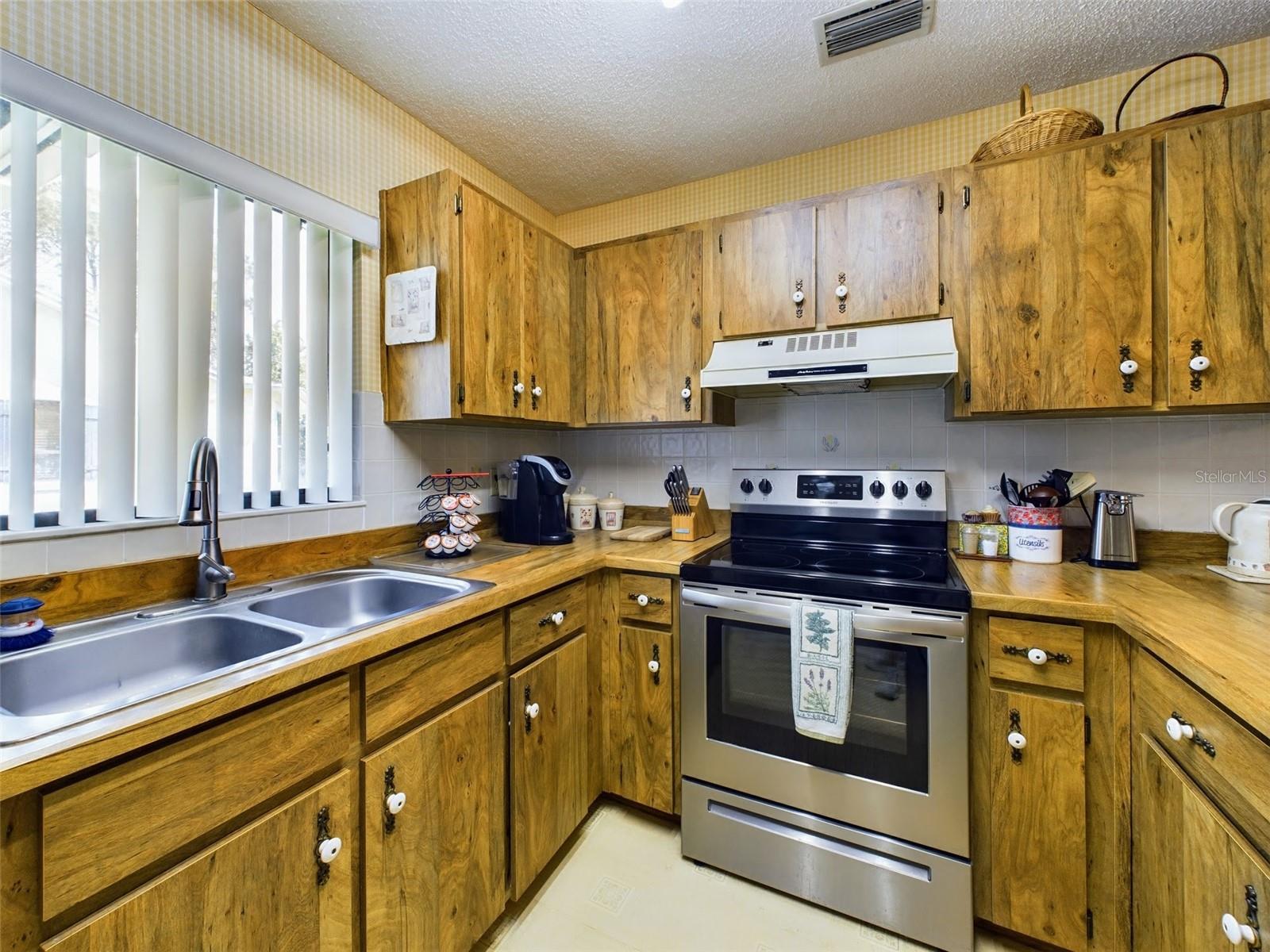 DEERWOOD REP BLK 20 PINE LAKES GOLF COURSE - Residential