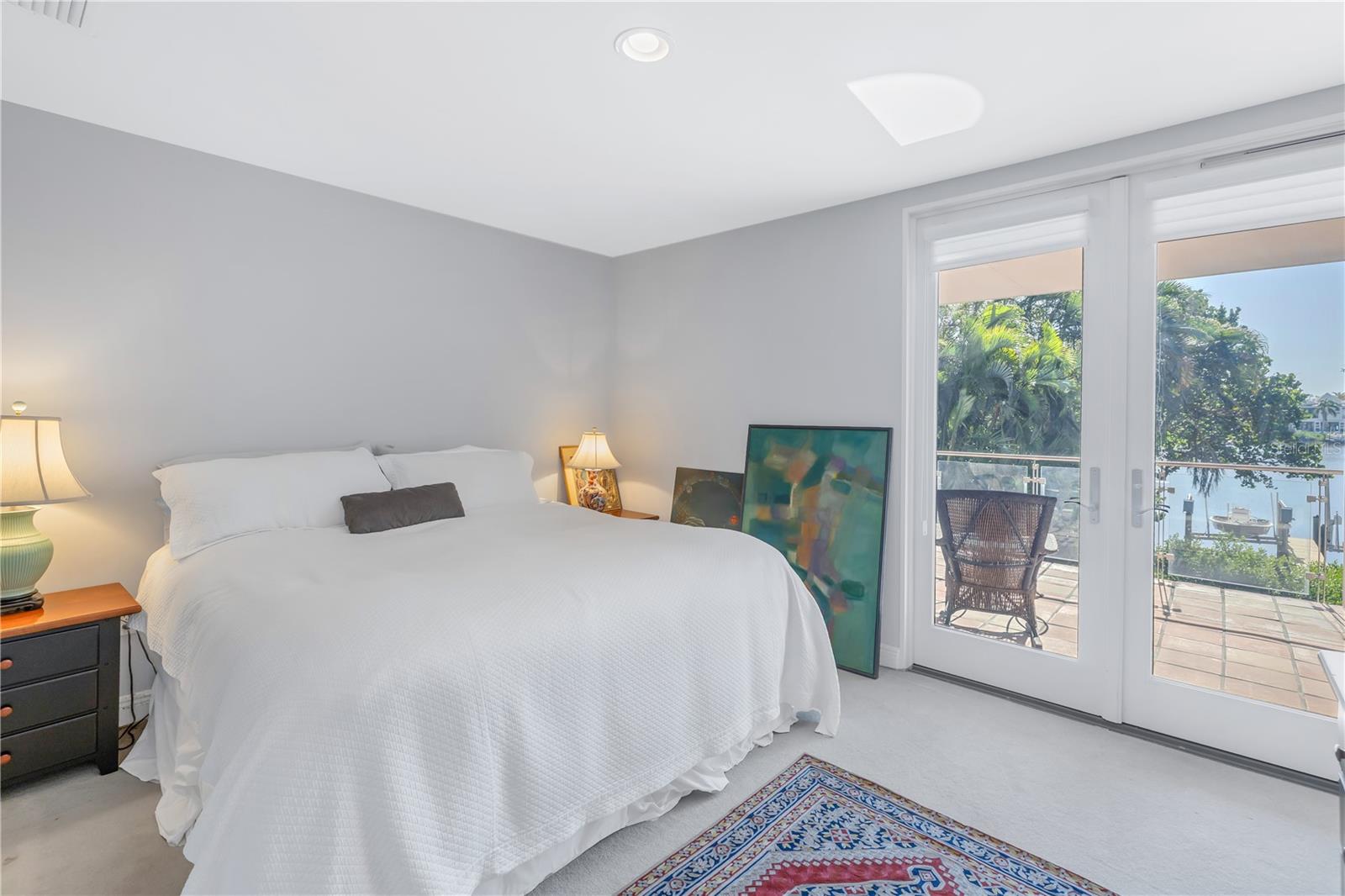 SNELL ISLE SHORES - Residential Lease