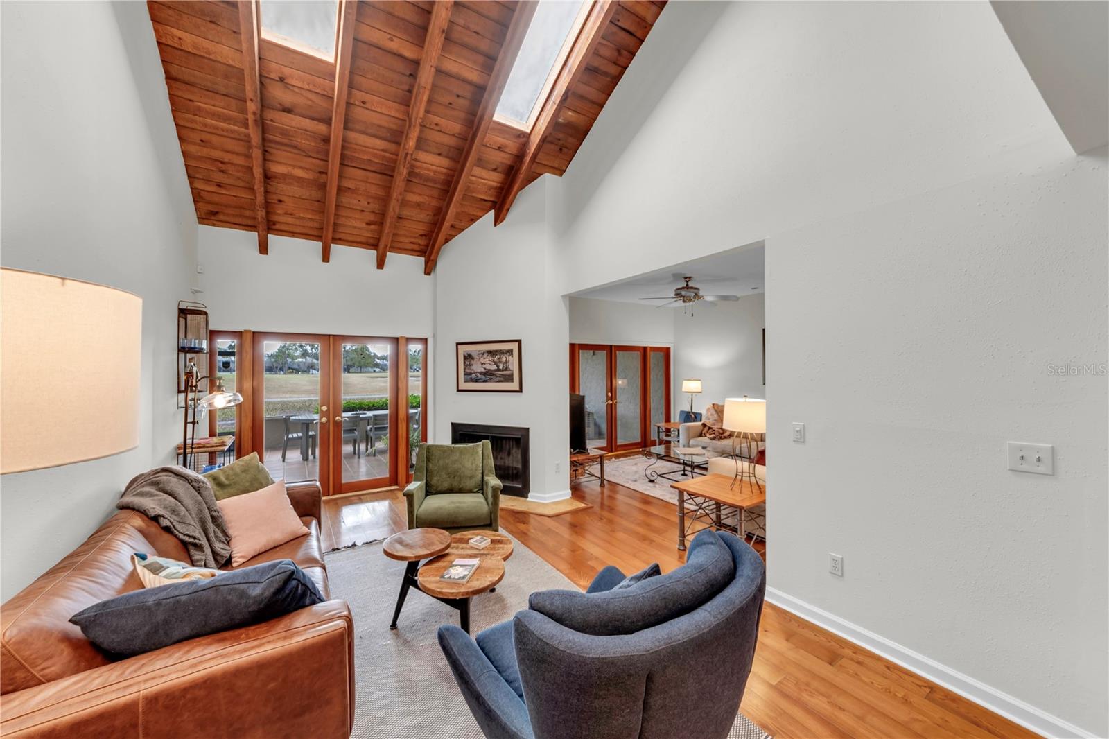 CARROLLWOOD VILLAGE ROLLING GR - Residential