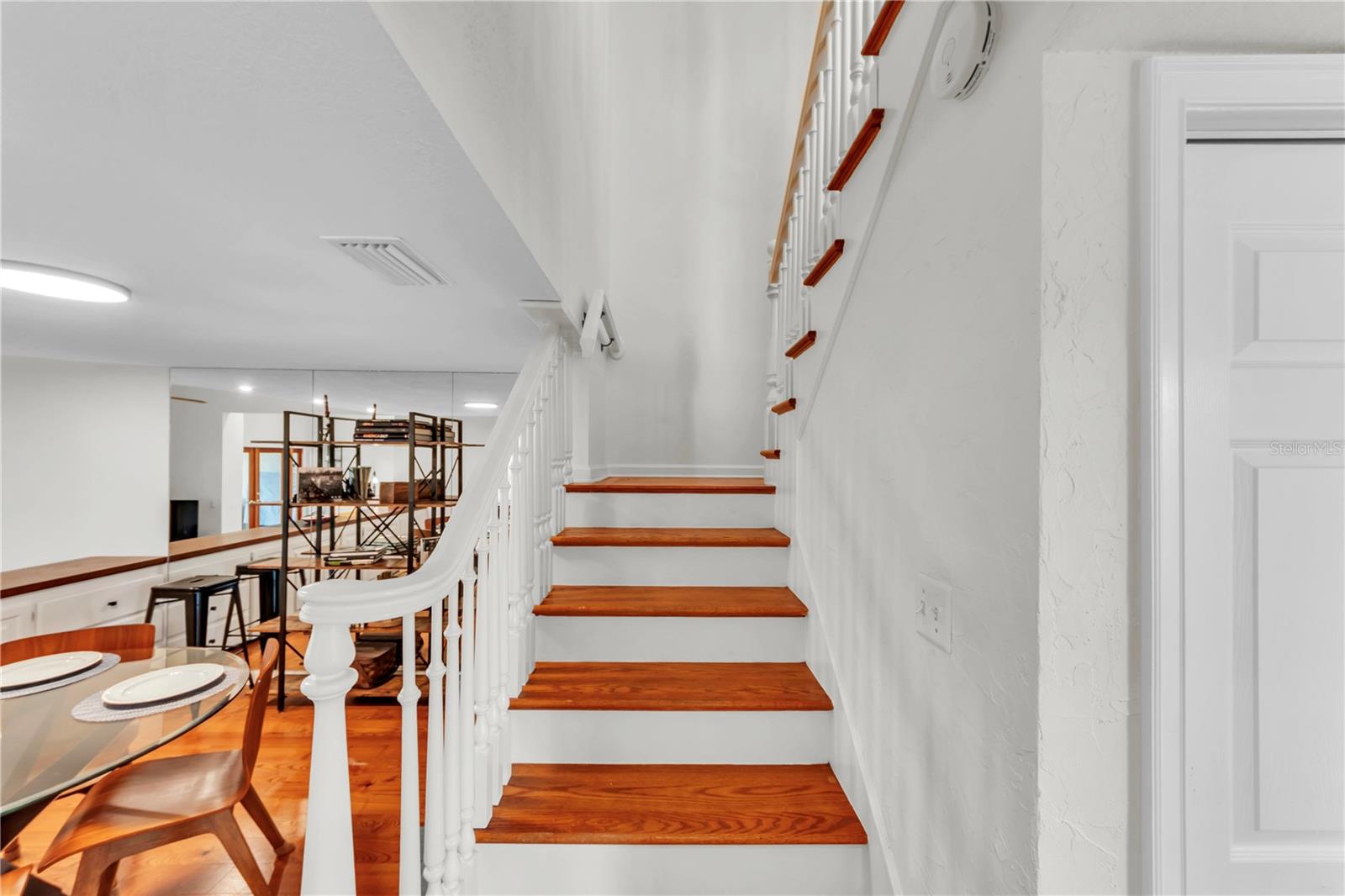 CARROLLWOOD VILLAGE ROLLING GR - Residential