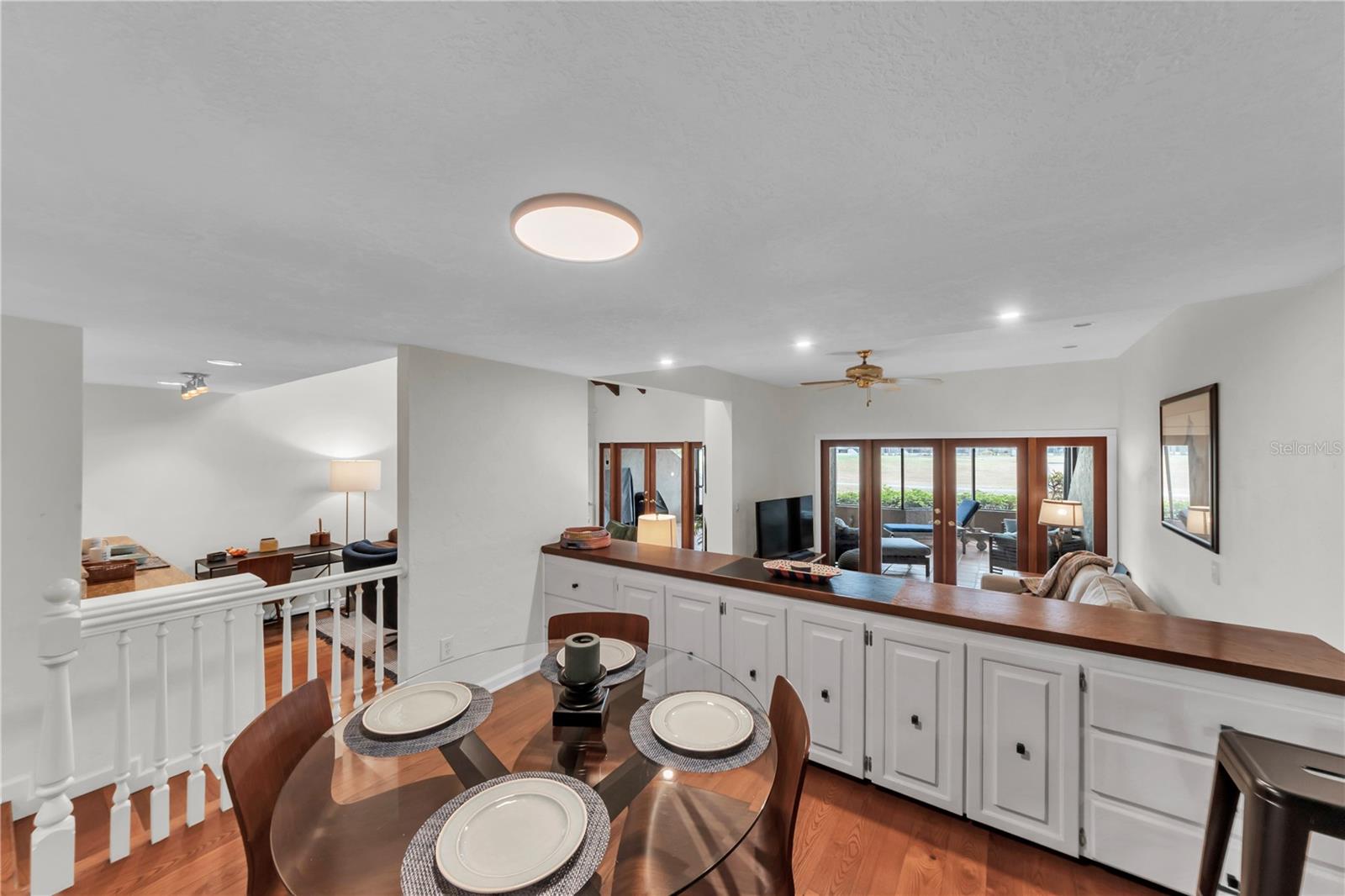 CARROLLWOOD VILLAGE ROLLING GR - Residential