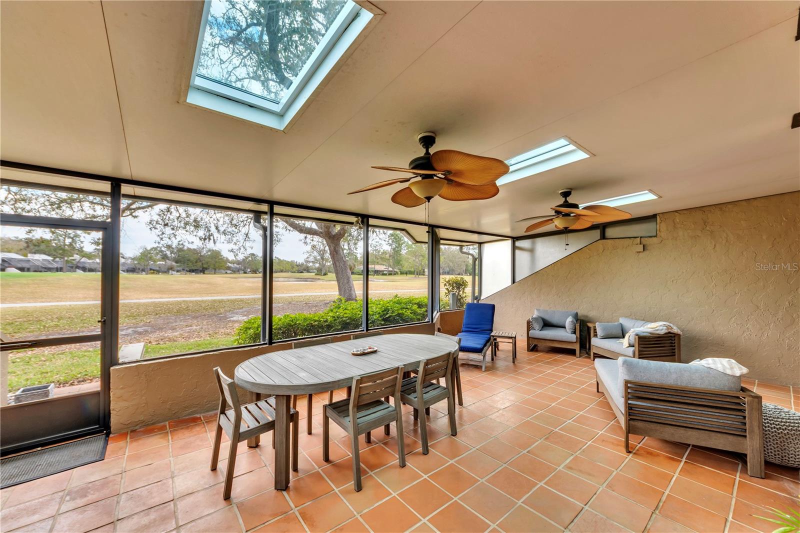 CARROLLWOOD VILLAGE ROLLING GR - Residential