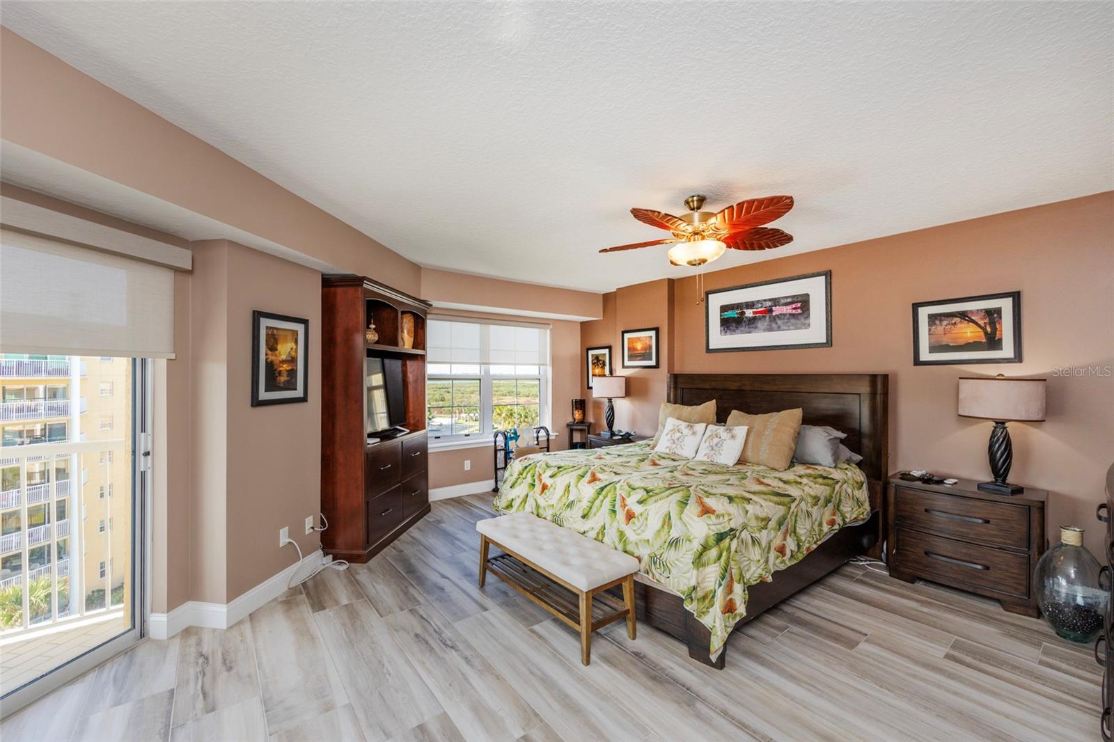 HARBOUR VILLAGE CONDO - Residential