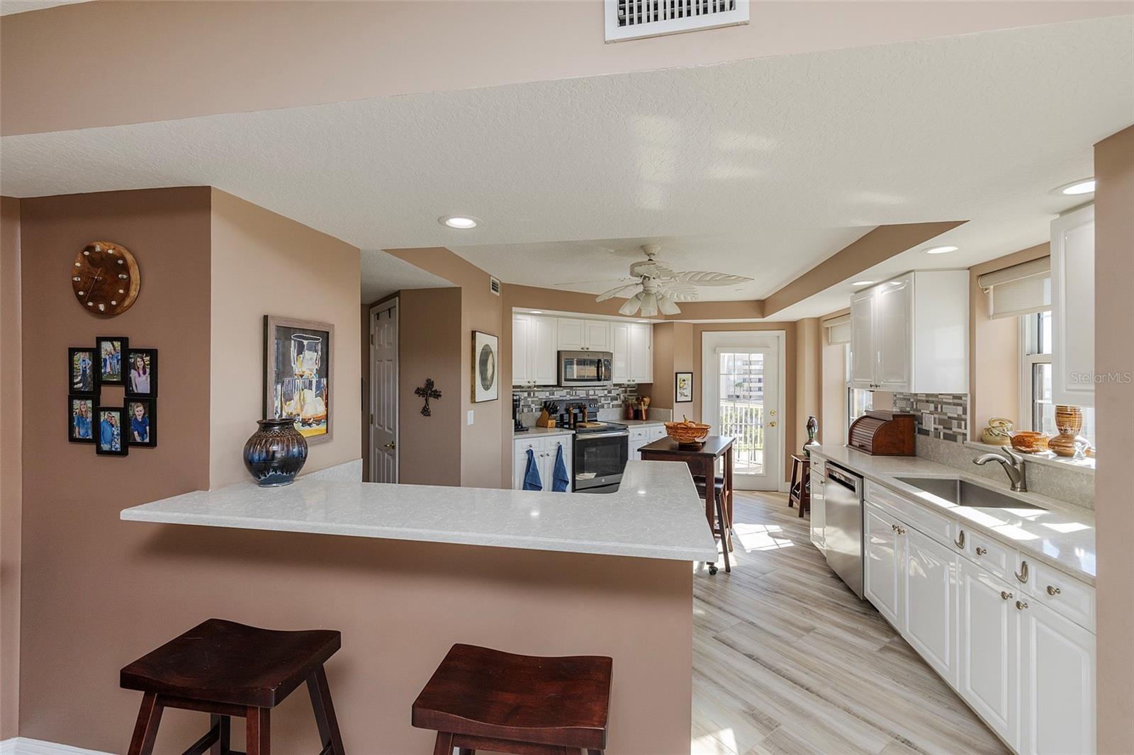 HARBOUR VILLAGE CONDO - Residential