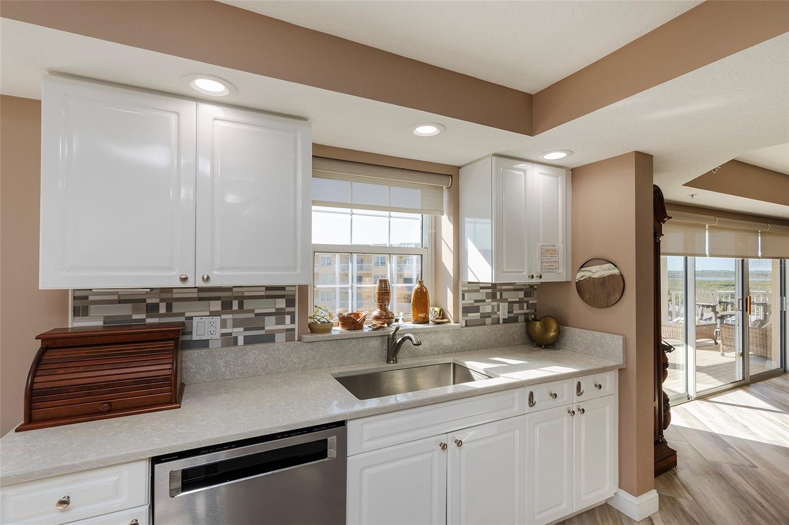 HARBOUR VILLAGE CONDO - Residential