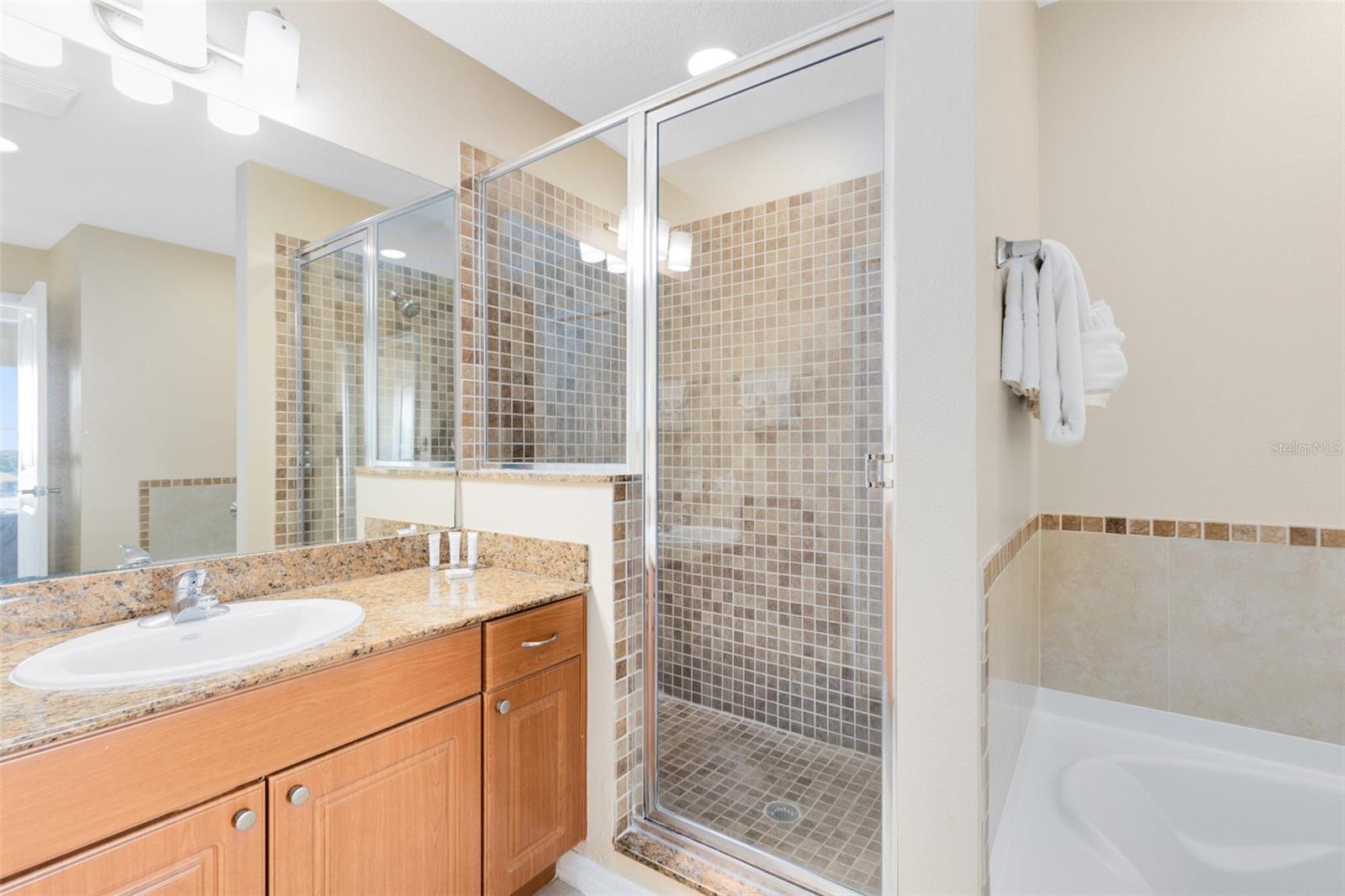 POINT ORLANDO RESIDENCE CONDO - Residential