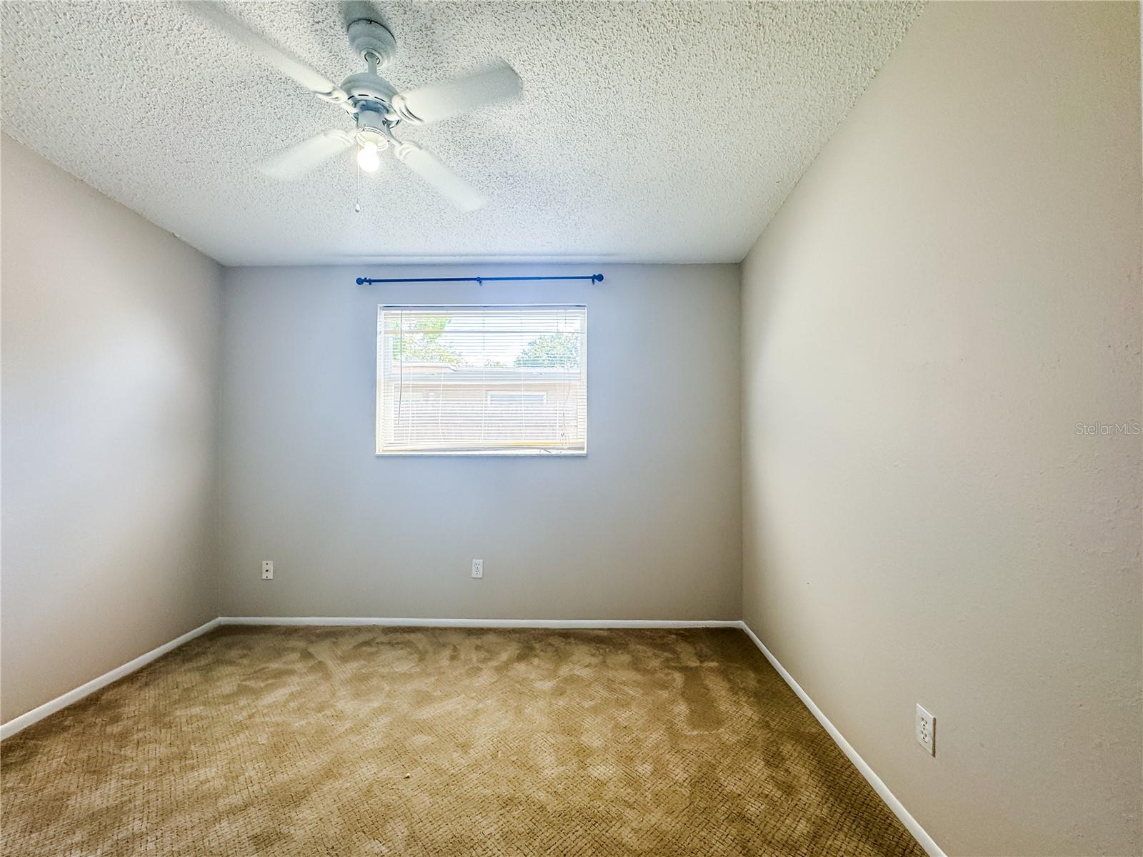 CRESTRIDGE 6TH ADD - Residential Lease