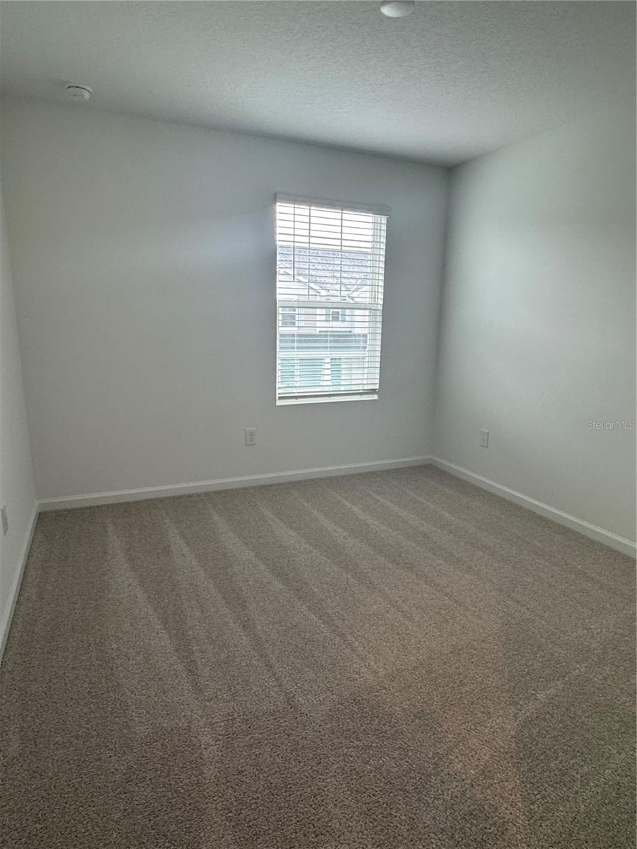 HICKORY GROVE - Residential Lease