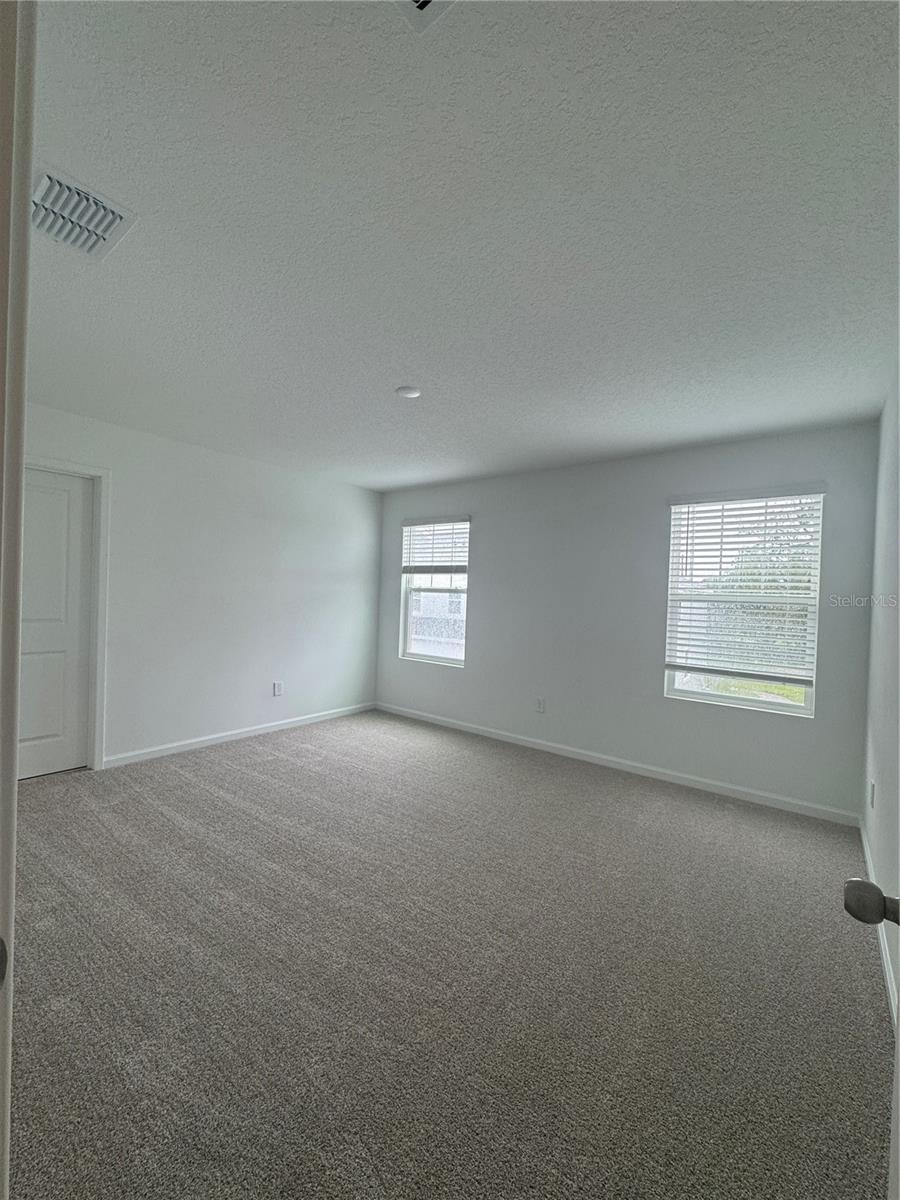 HICKORY GROVE - Residential Lease