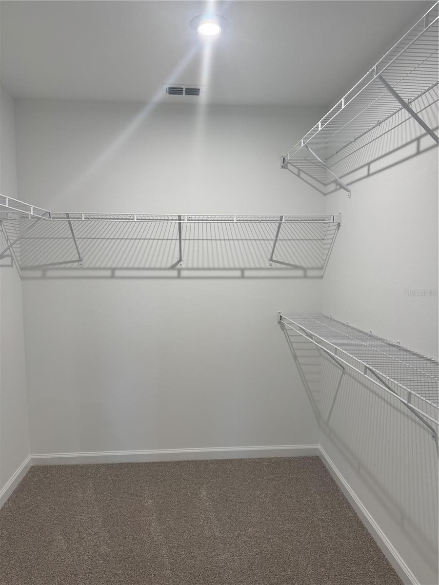 HICKORY GROVE - Residential Lease