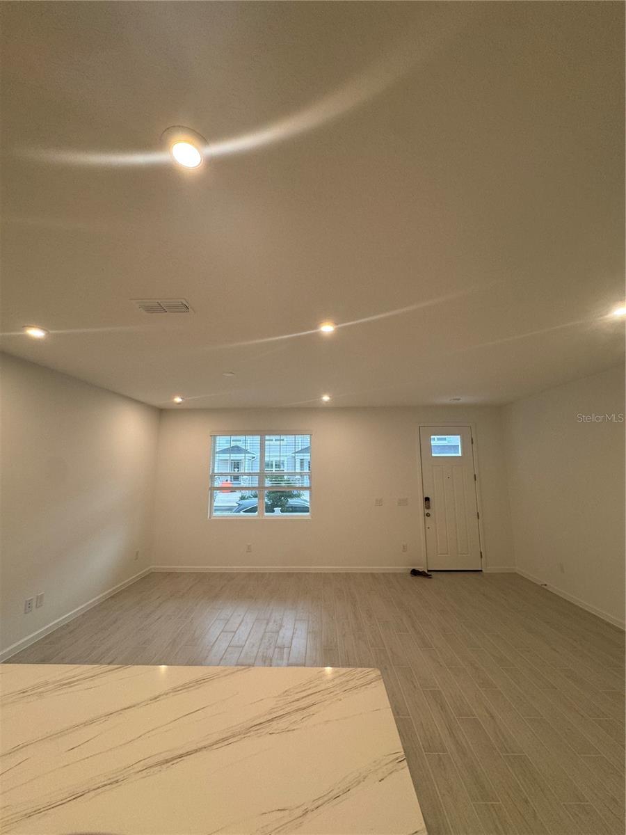 HICKORY GROVE - Residential Lease