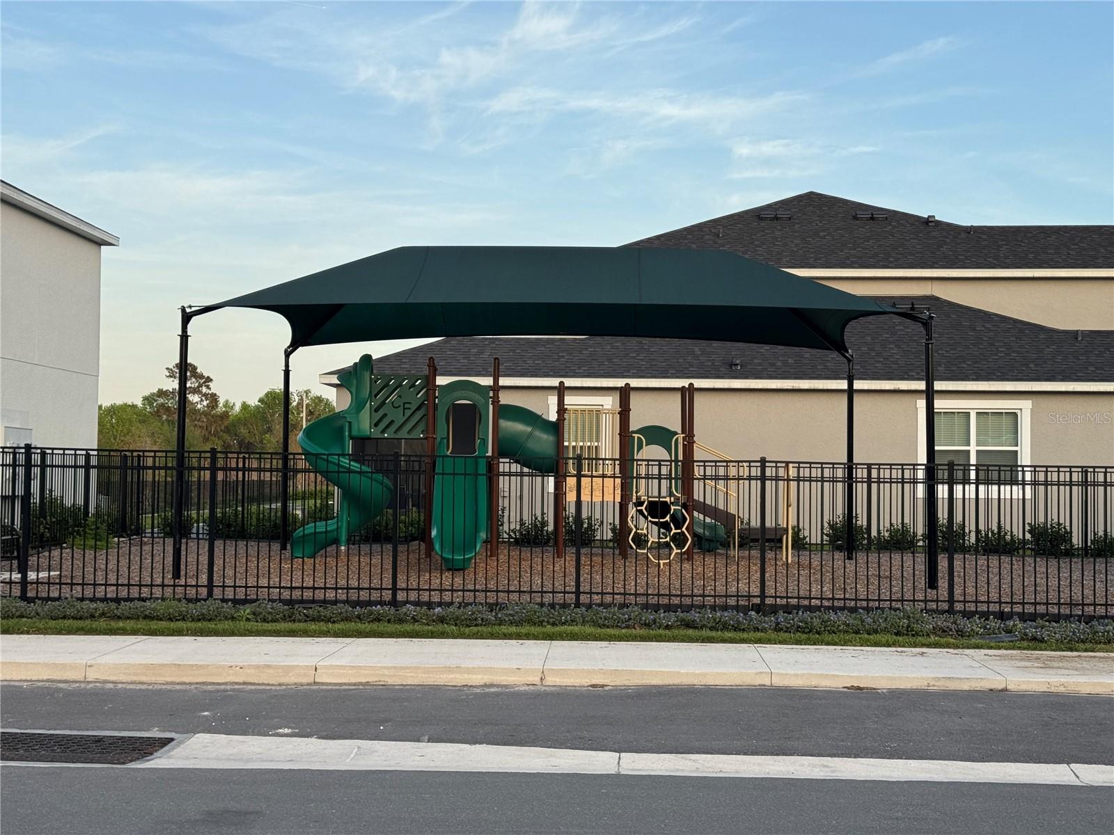 HICKORY GROVE - Residential Lease