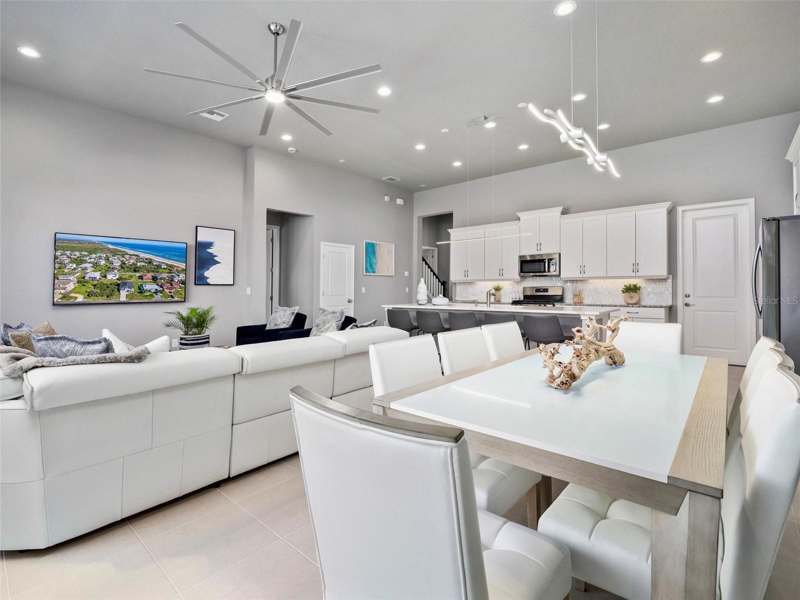 MARINELAND ACRES - Residential Lease