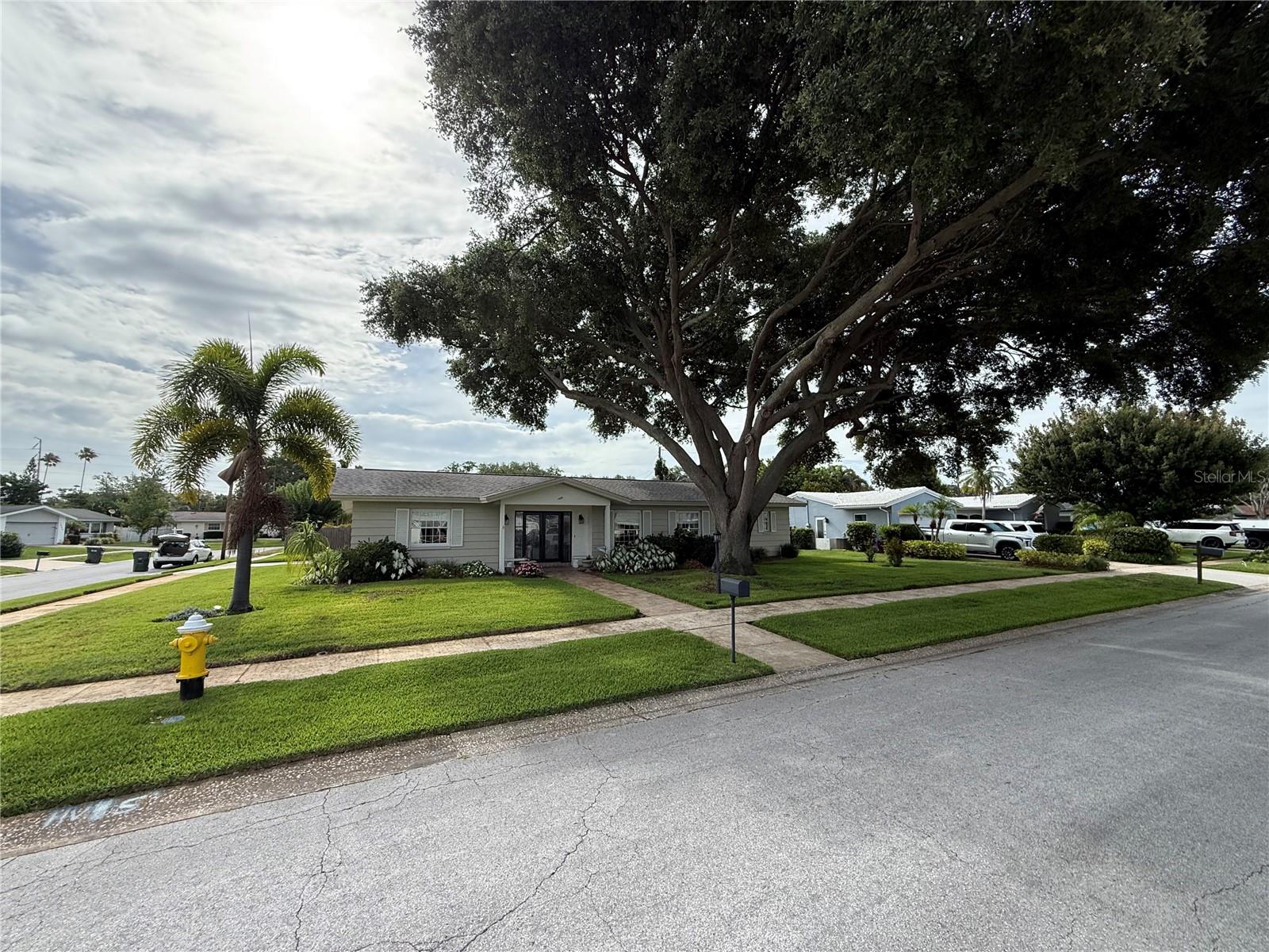 1853 PARADISE LANE