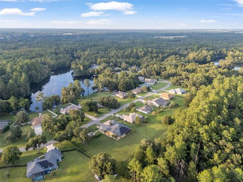 A home in DUNNELLON