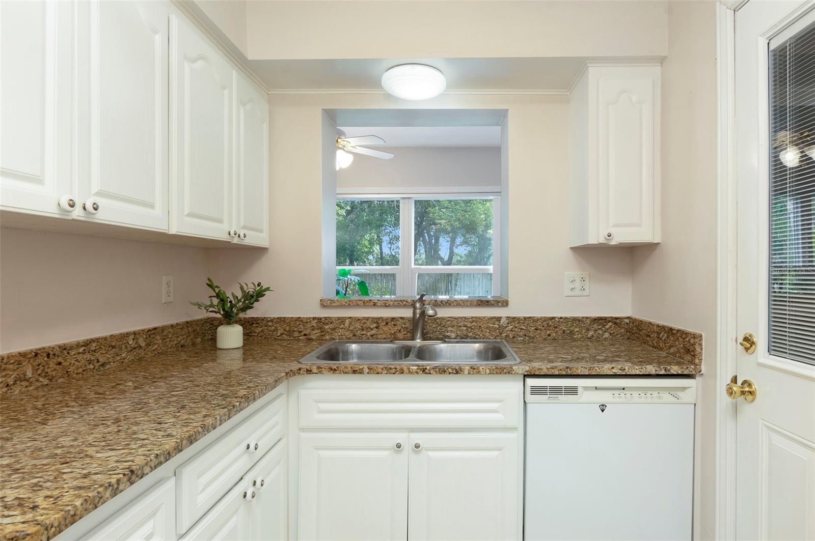 CHATEAUX DE BARDMOOR - Residential