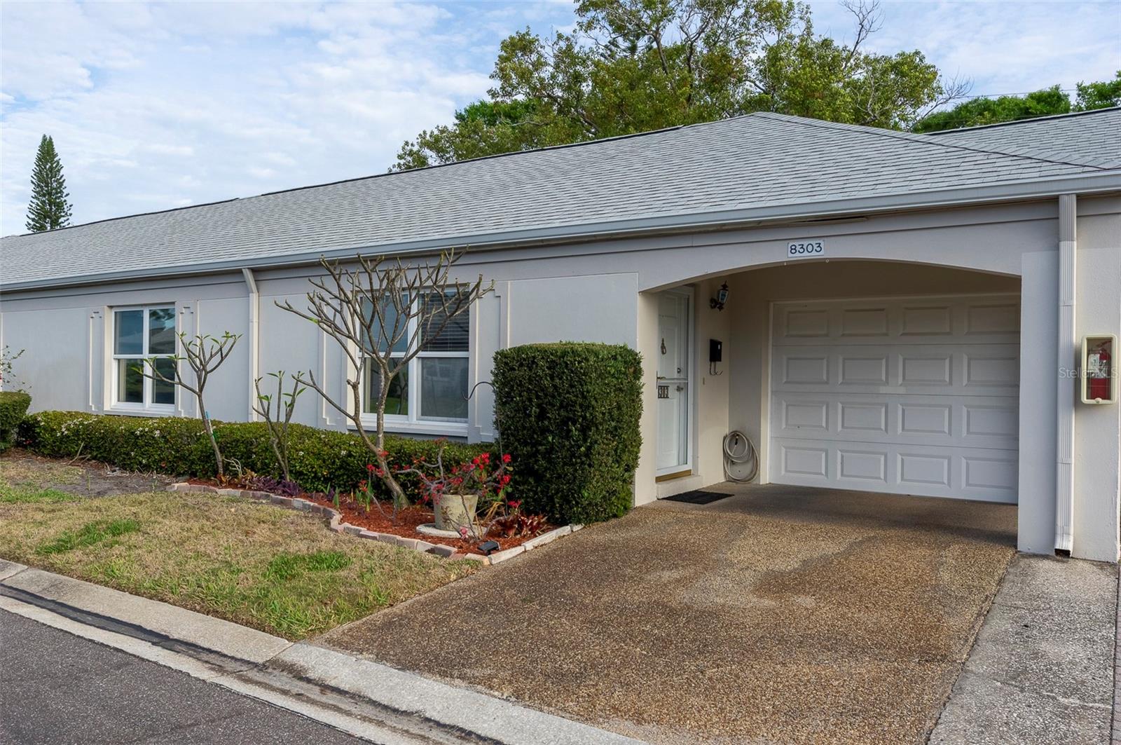 CHATEAUX DE BARDMOOR - Residential