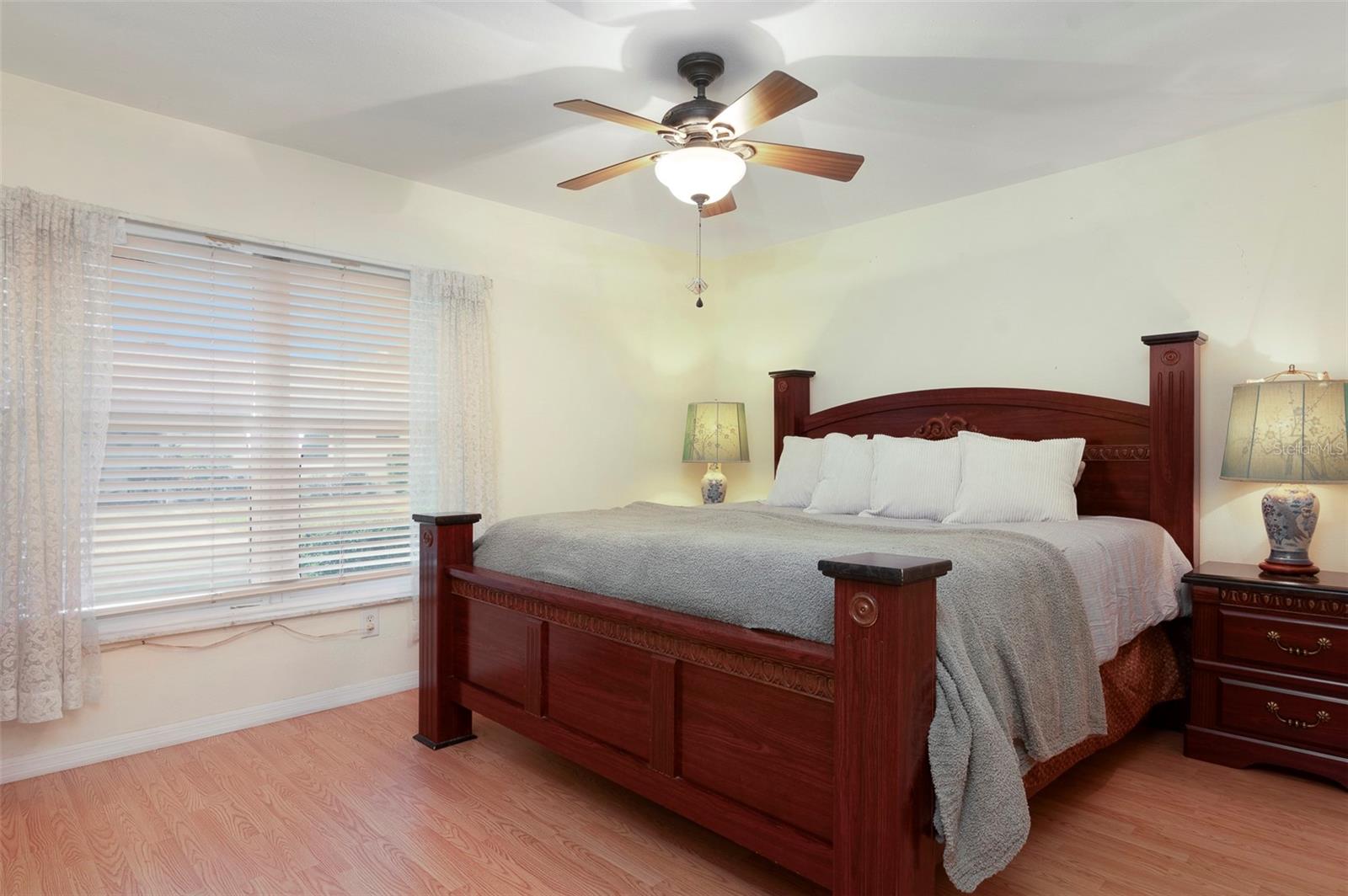 CHATEAUX DE BARDMOOR - Residential