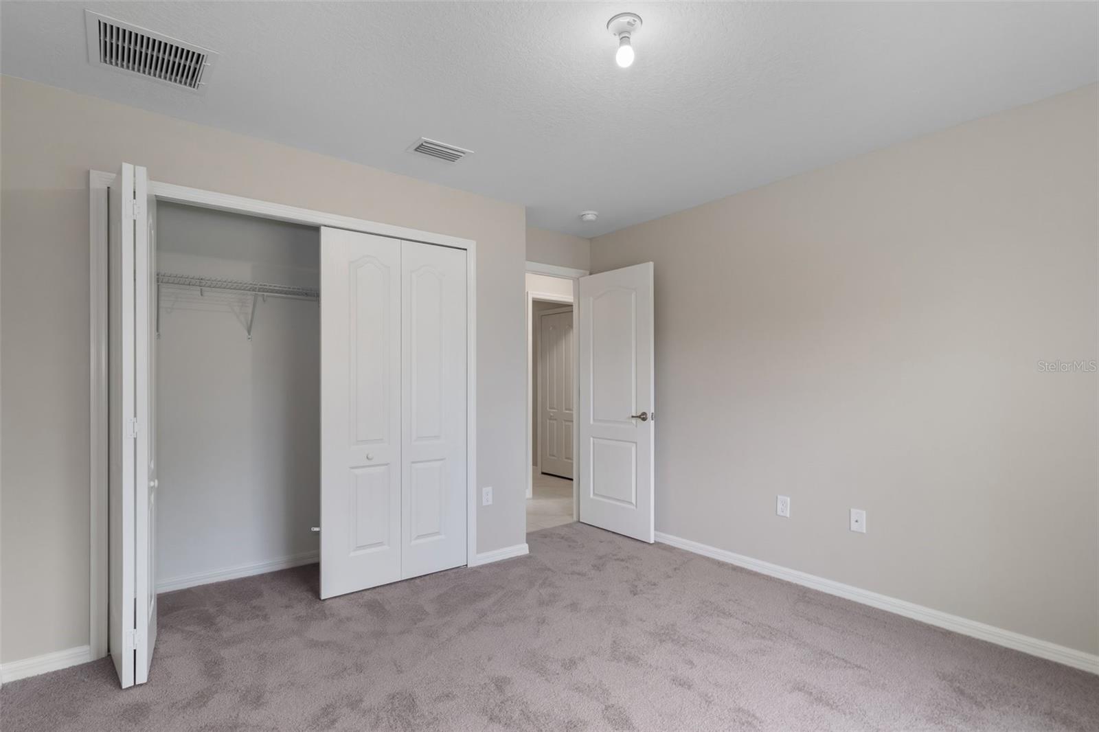 ROYAL HIGHLANDS - Residential