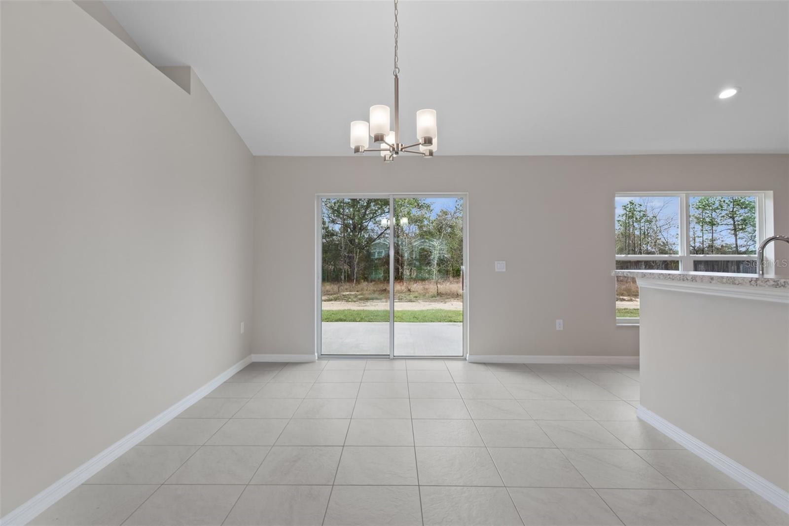 ROYAL HIGHLANDS - Residential