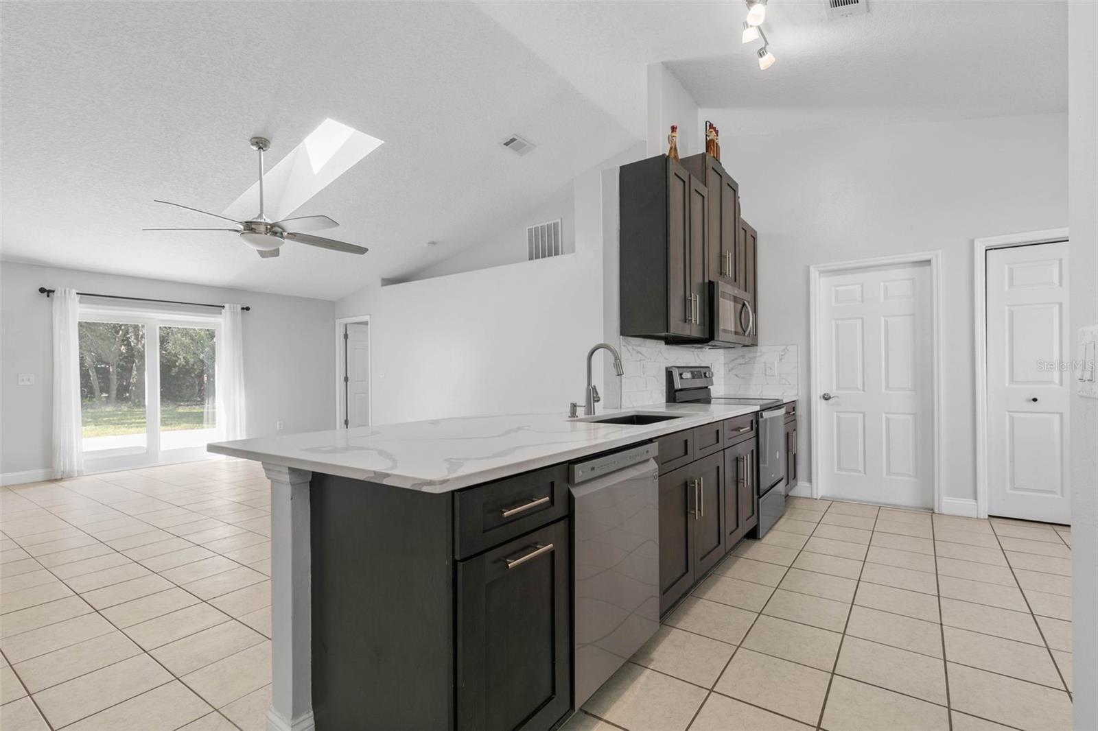 FOREST GROVE BUS CENTER - Residential