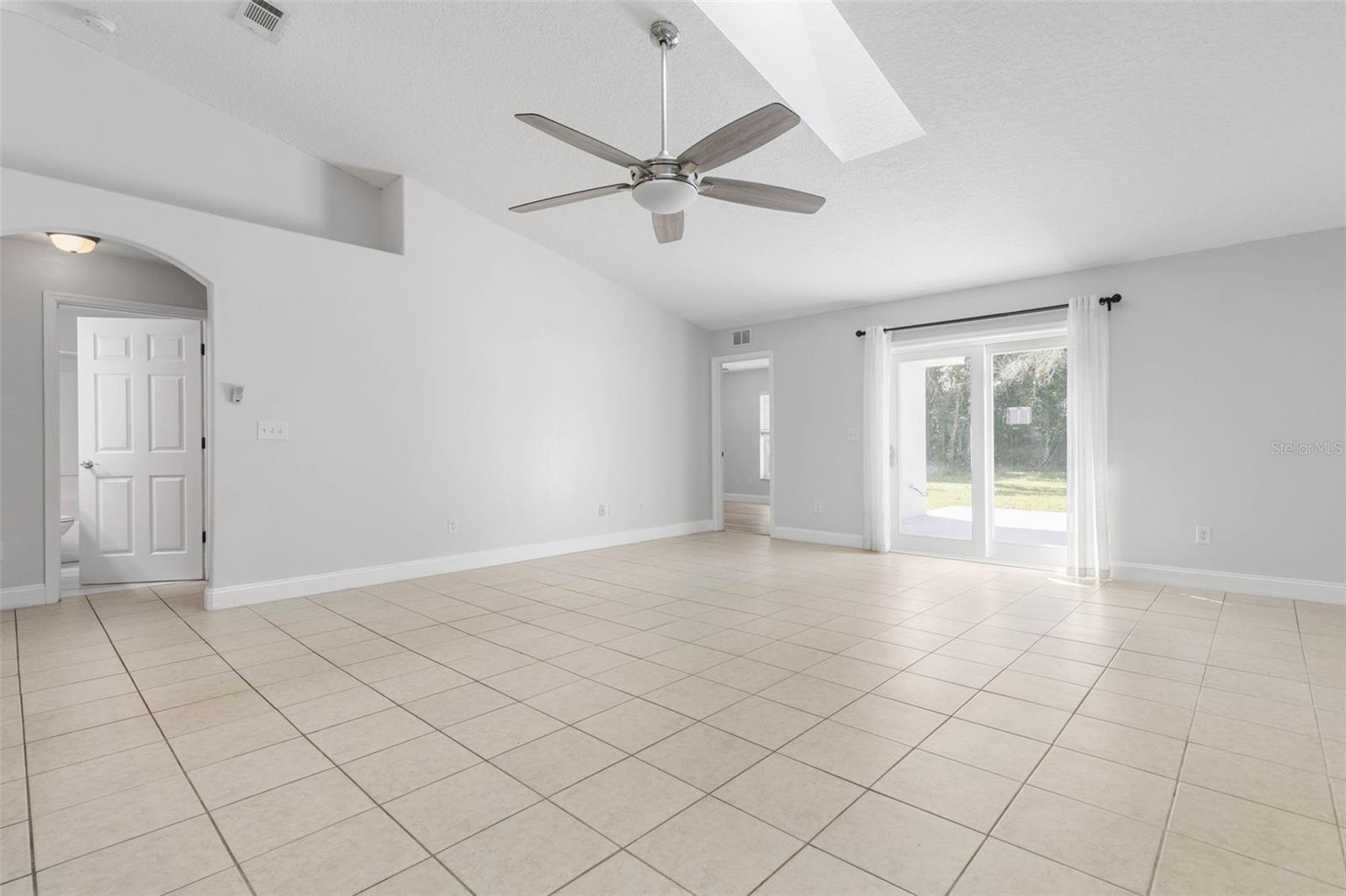 FOREST GROVE BUS CENTER - Residential