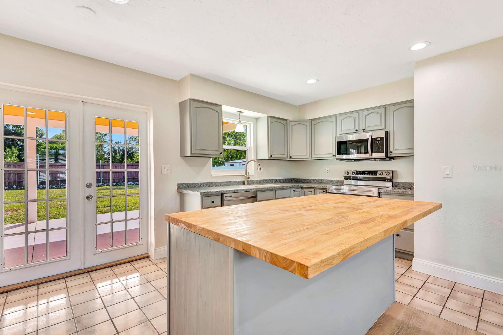 SOL-HAVEN ACRES - Residential